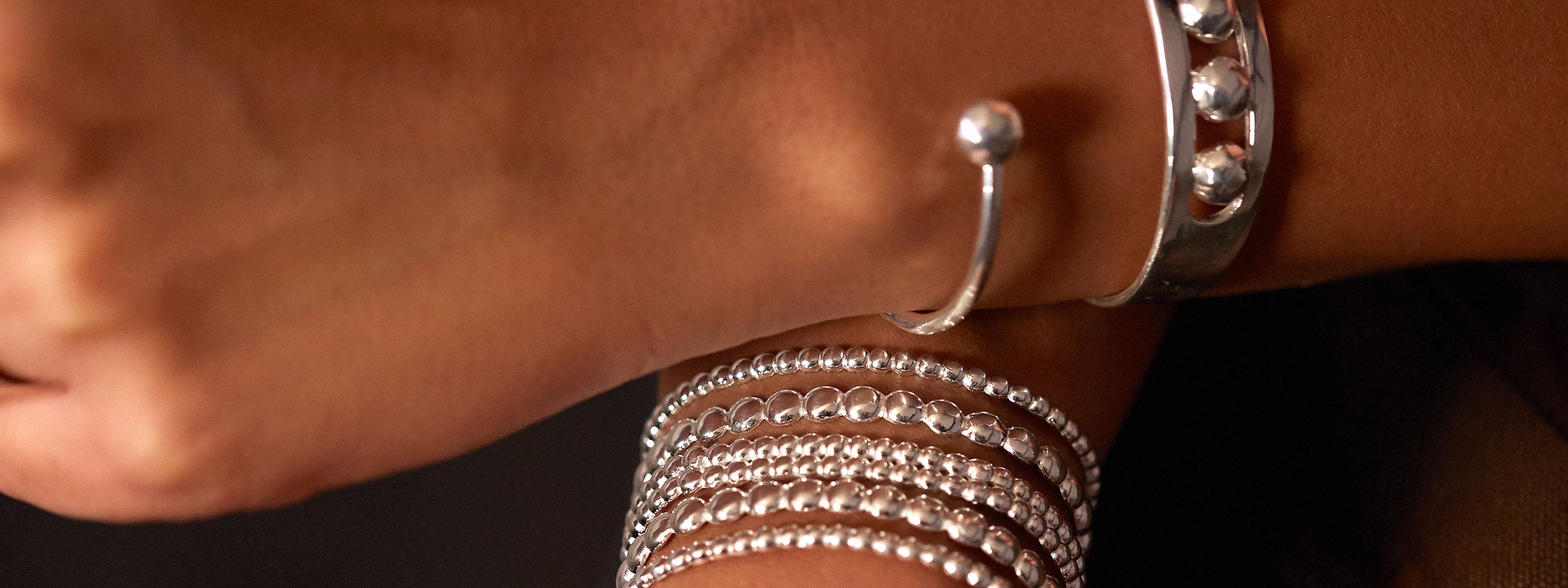 Shop für Armbänder und Armketten in Silber