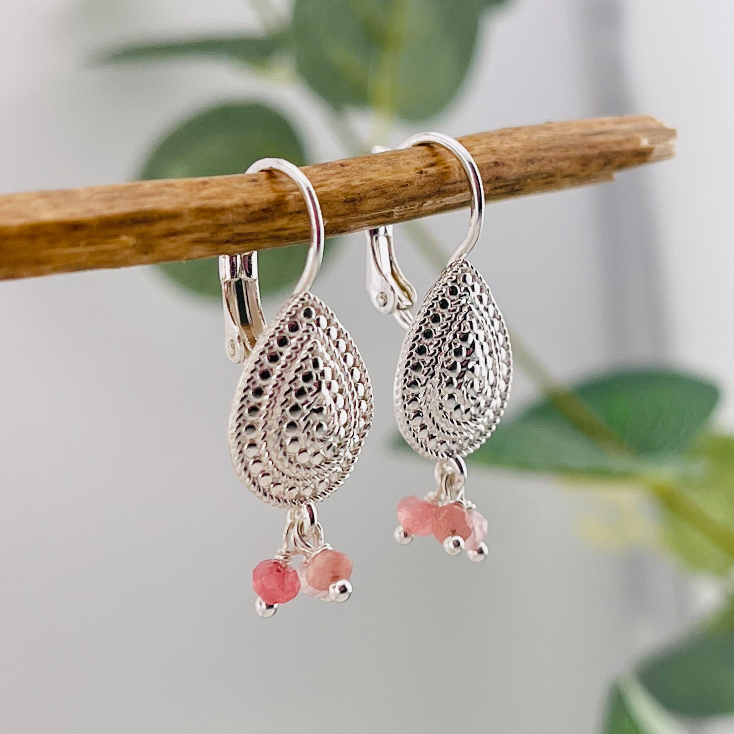 Boho Ohrringe Silber mit pink Steinen Fallon