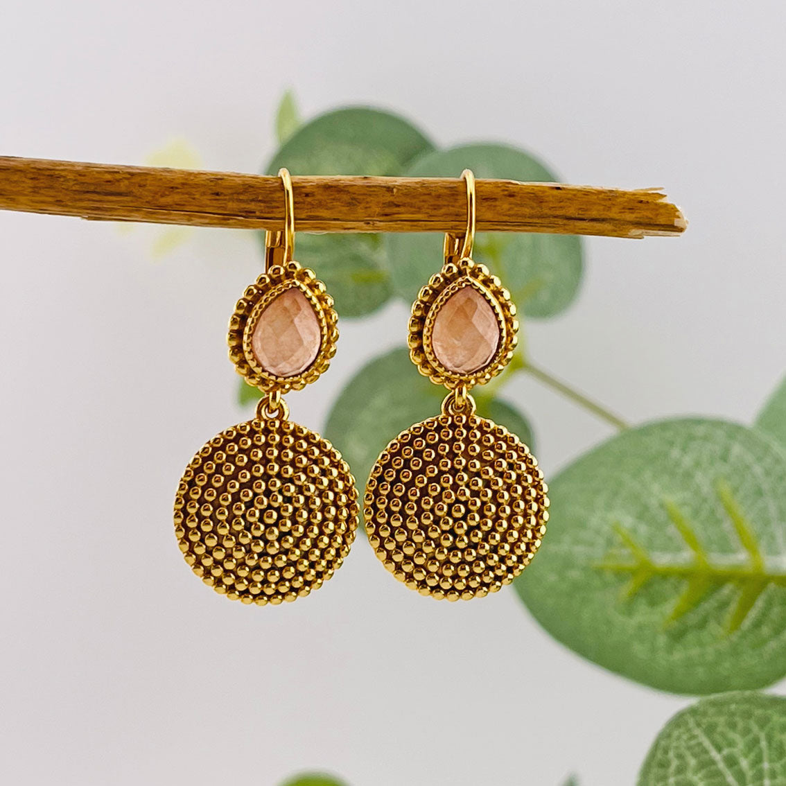 Boho-Vintage Gold Ohrringe hängend rosa Jade Marke Pink Sand Zory