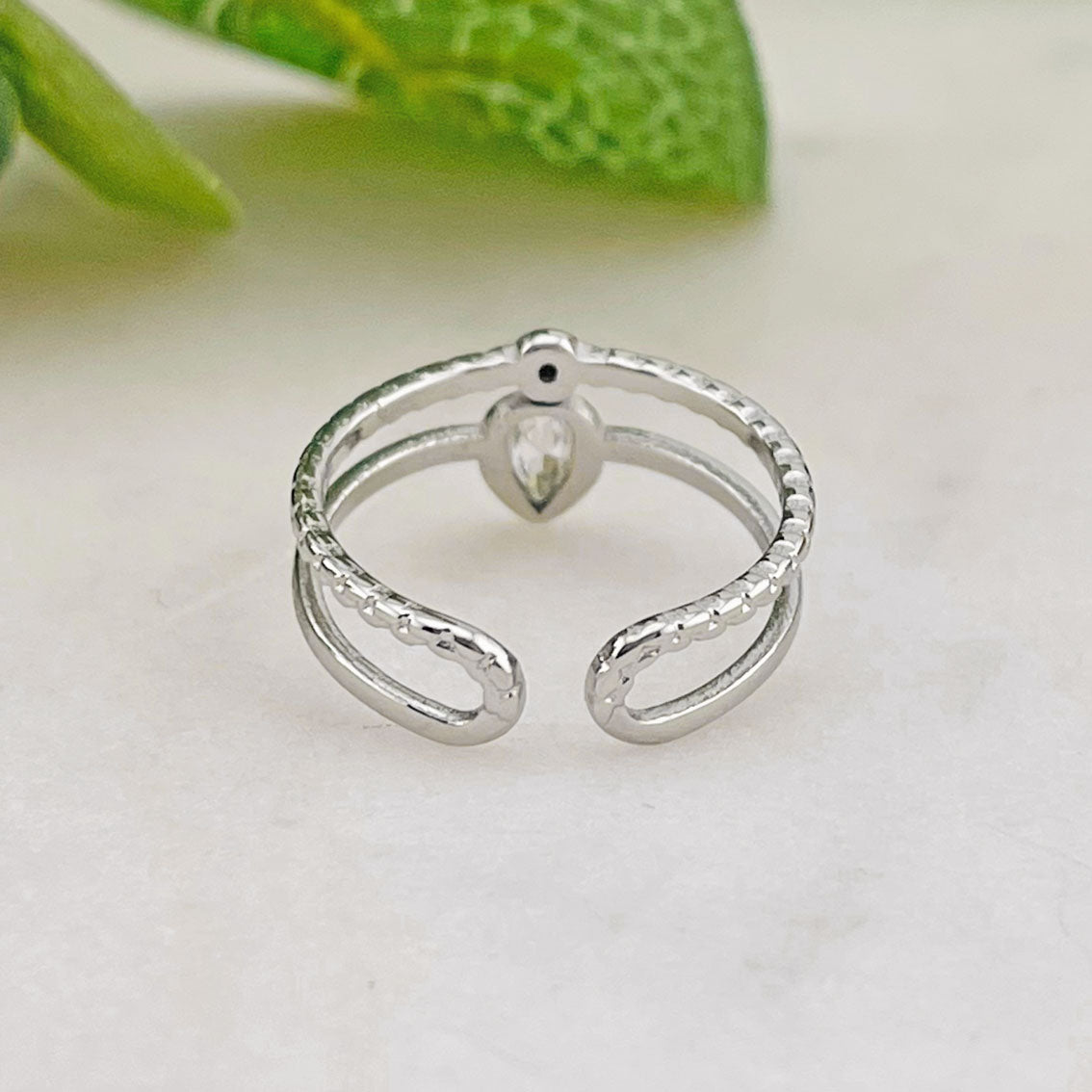 Feiner Boho-Chic Silberring mit Kristallen zweireihig