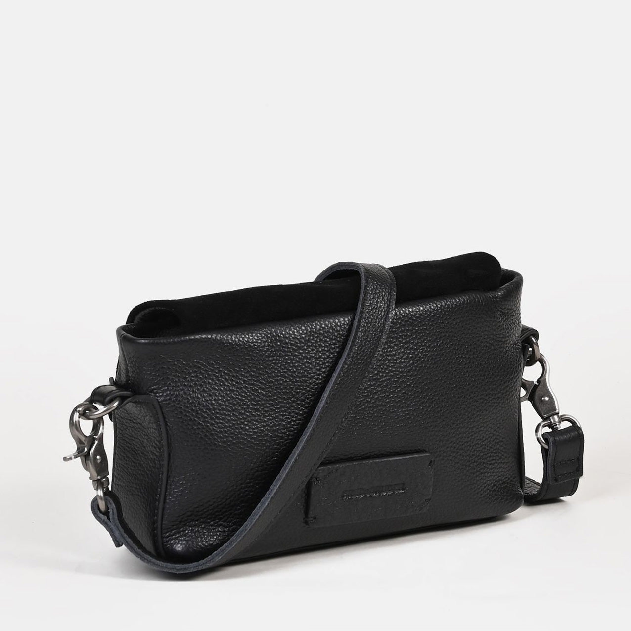 Freds Bruder Handtasche Alerassa Crossbody Black