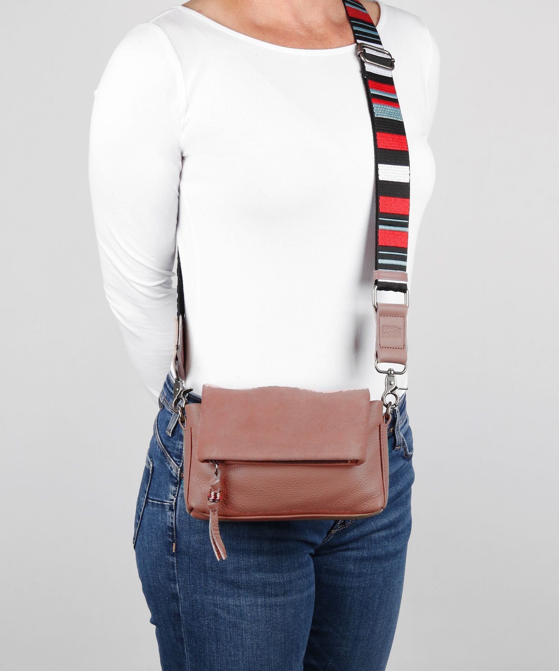 Freds Bruder Handtasche Alerassa Crossbody Light Rust