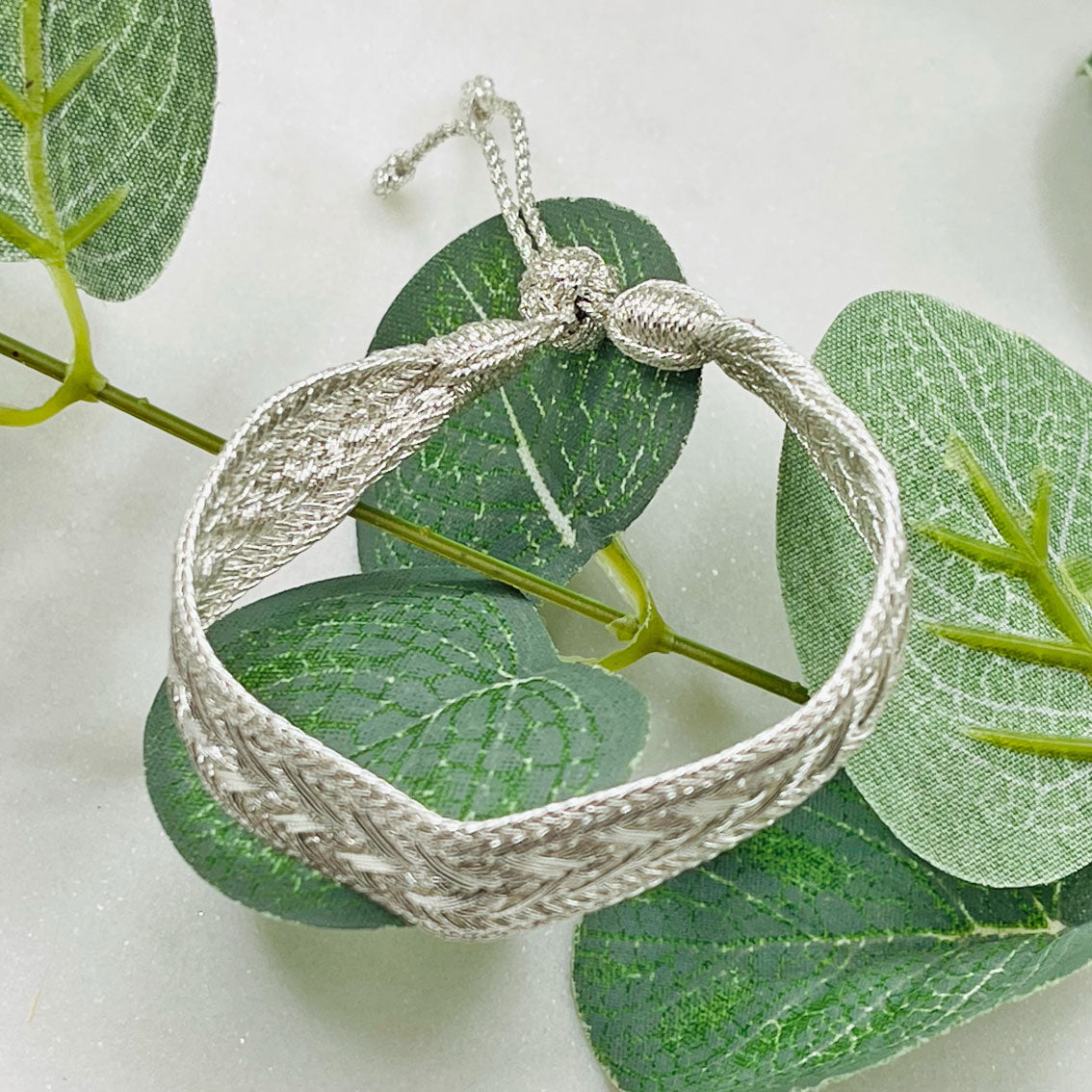 Gewobenes Maayaz-Armband in Silber - Mint Aylay