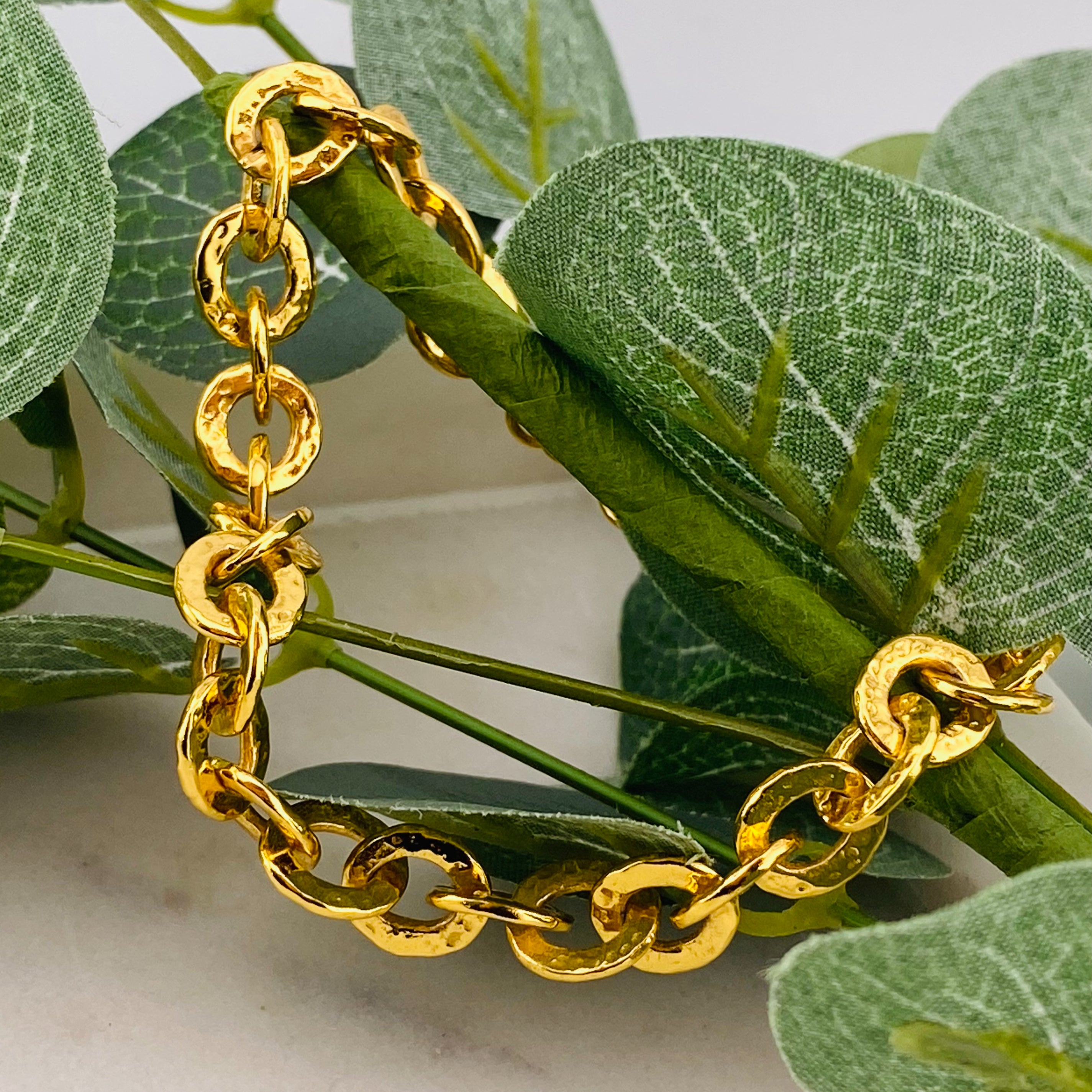 Elegante Armkette Gold Lainey