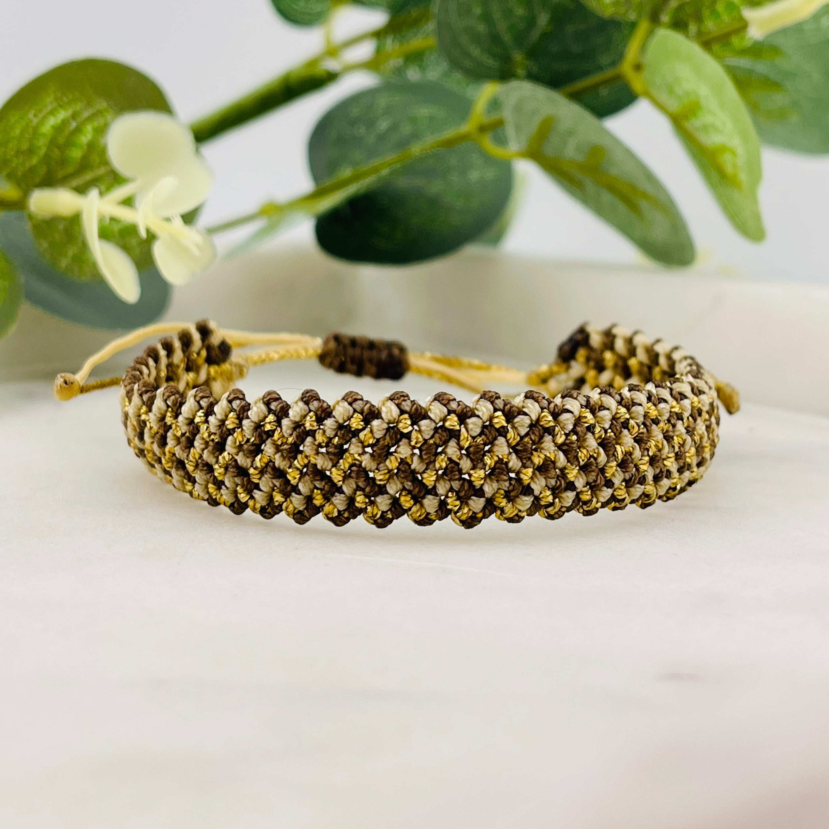 Gewobenes Armband Gold Braun Grün Maila Pink Sand