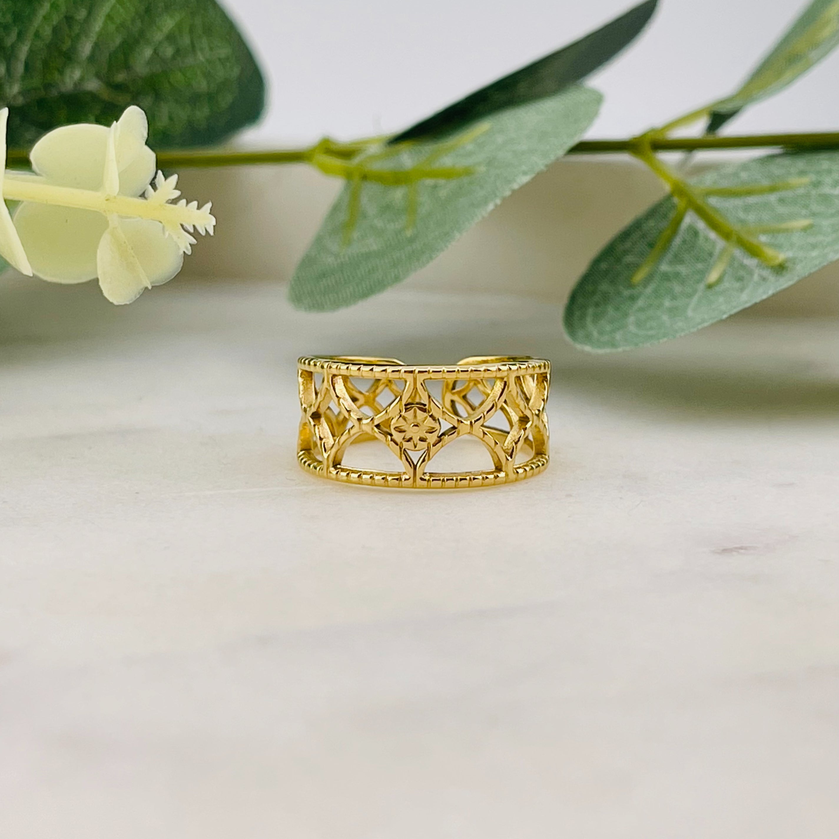 Fingerring Gold mit Rautenmuster Udine