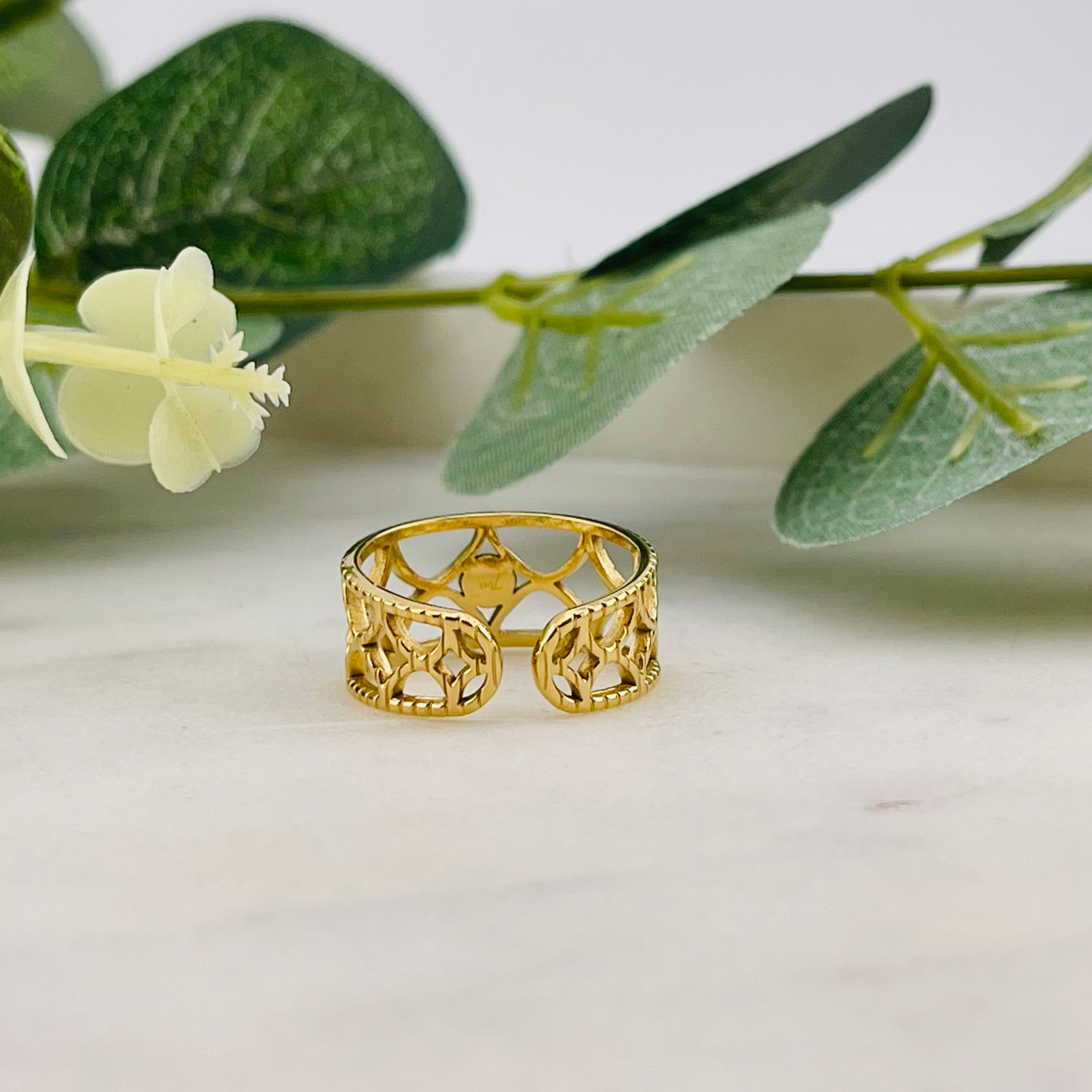 Fingerring Gold mit Rautenmuster Udine
