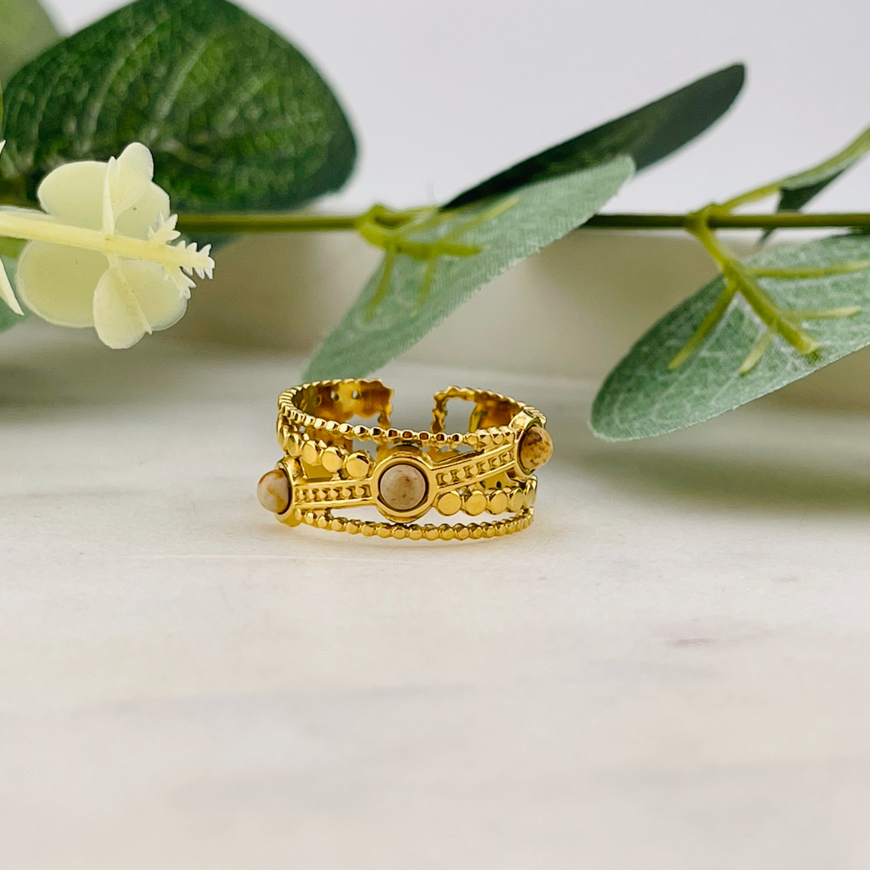 Goldring mit braunen Jaspissteinen Cotoca