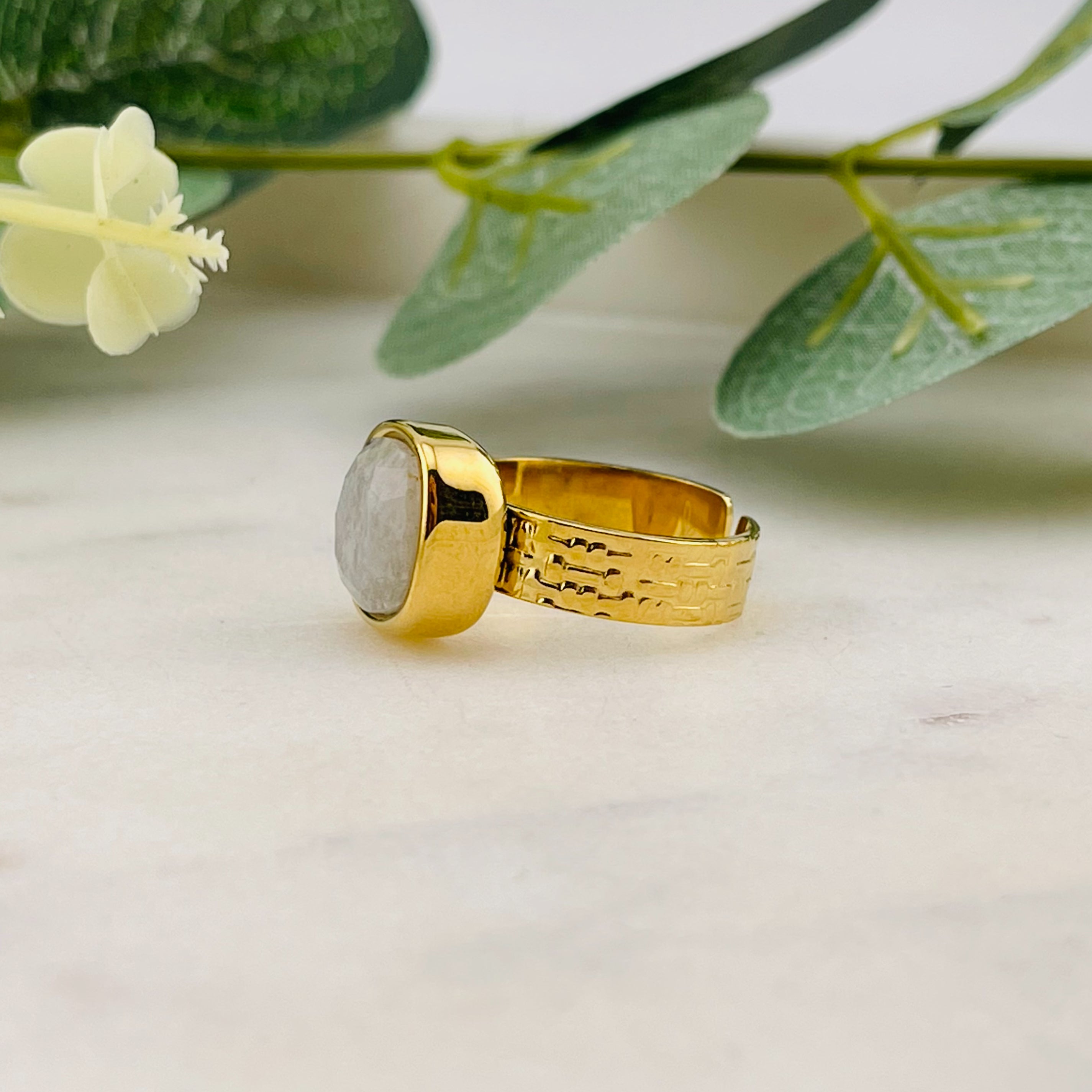 Offener Boho Goldring mit Zitronen-Achat Bizue