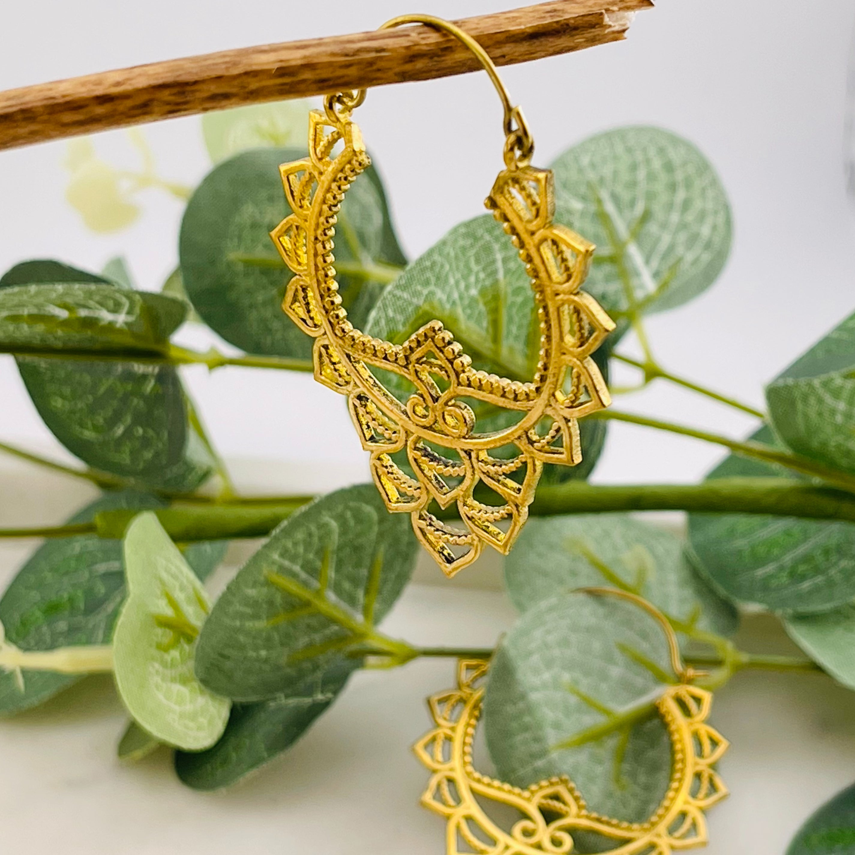 Grosse goldene Ohrringe Boho-Style Aolani
