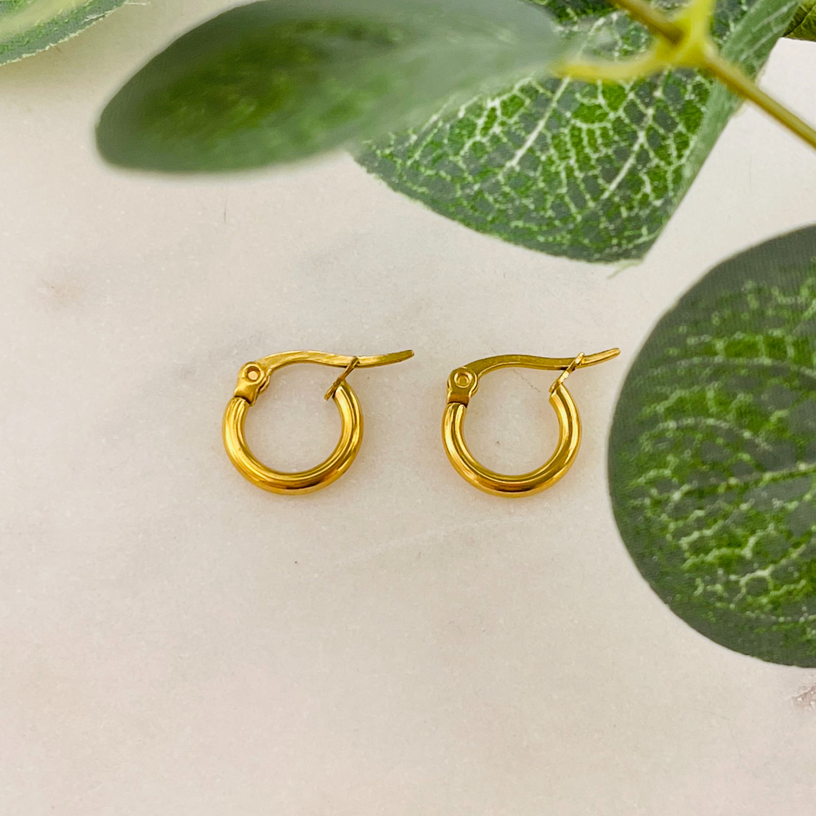 Kleine Gold Creolen-Ohrringe Ila
