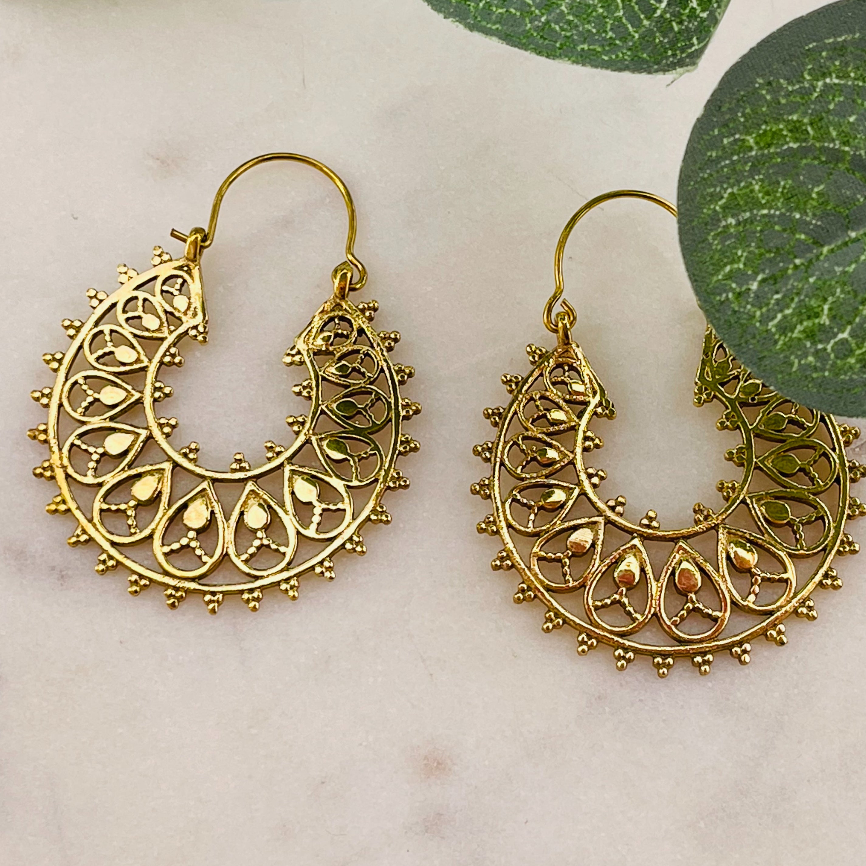 Goldene Hippie-Ohrringe im indischen Boho-Style Sophia