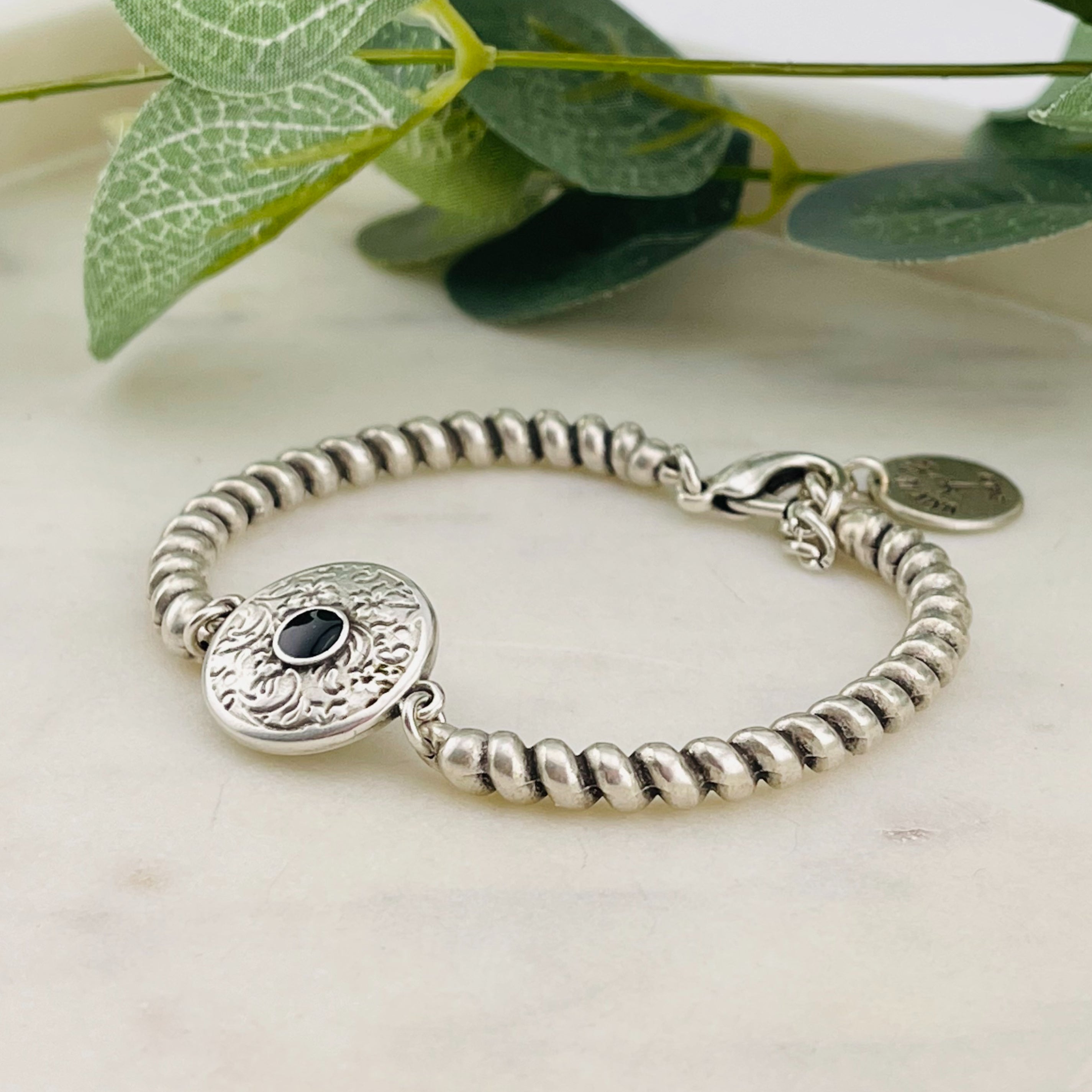 Boho Armreif Silber mit Amulett Dayita