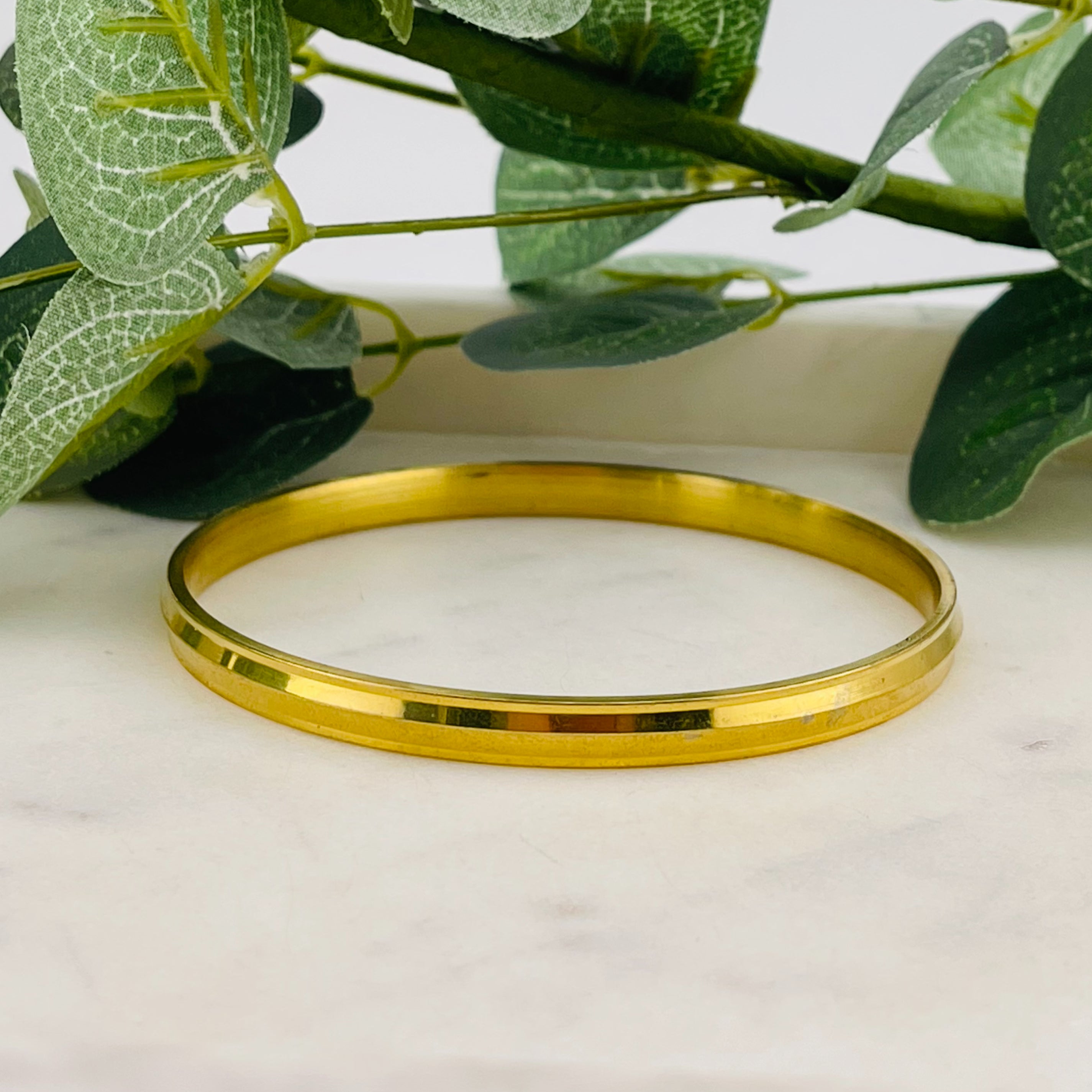 Goldener Messing-Armreif Sofie