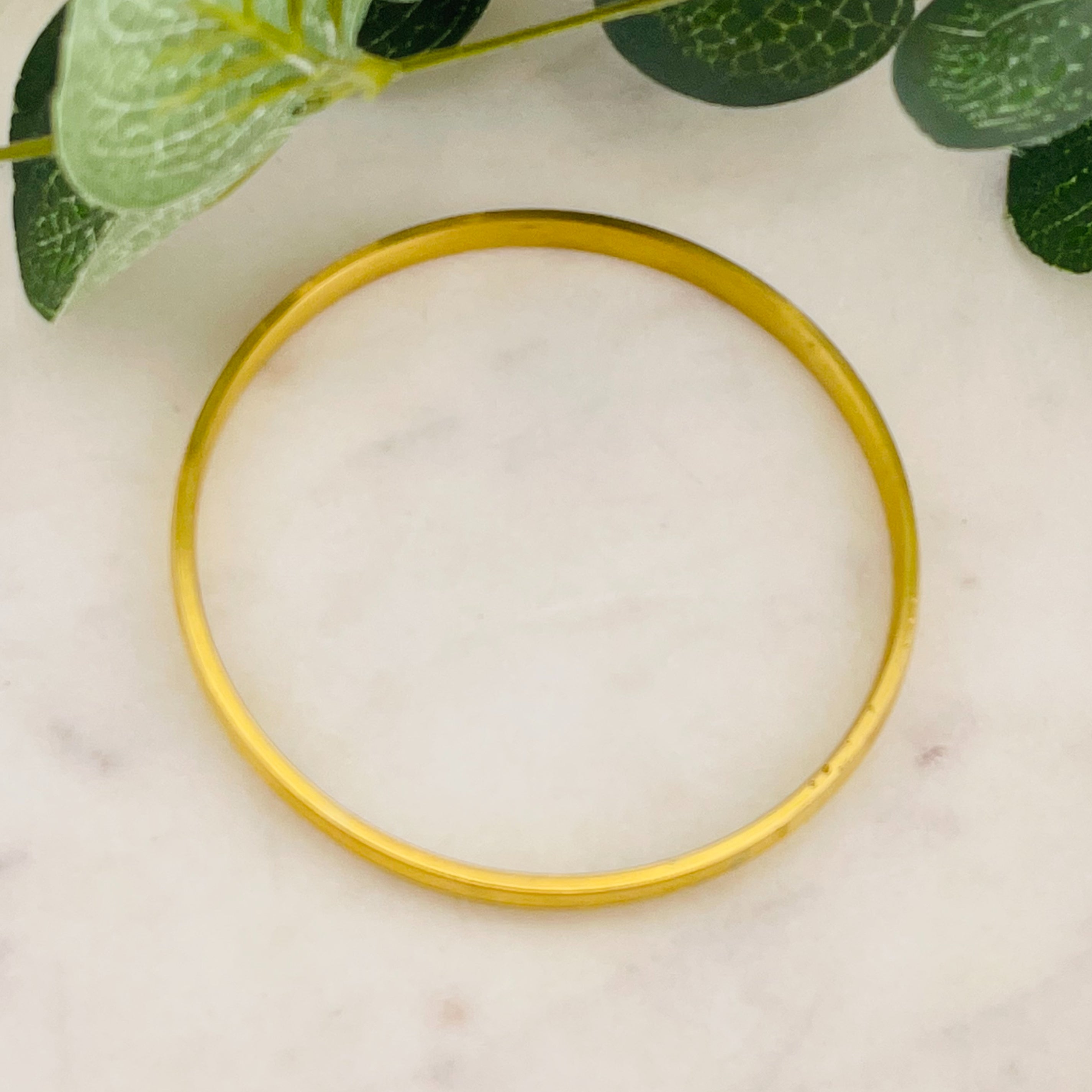 Goldener Messing-Armreif Sofie