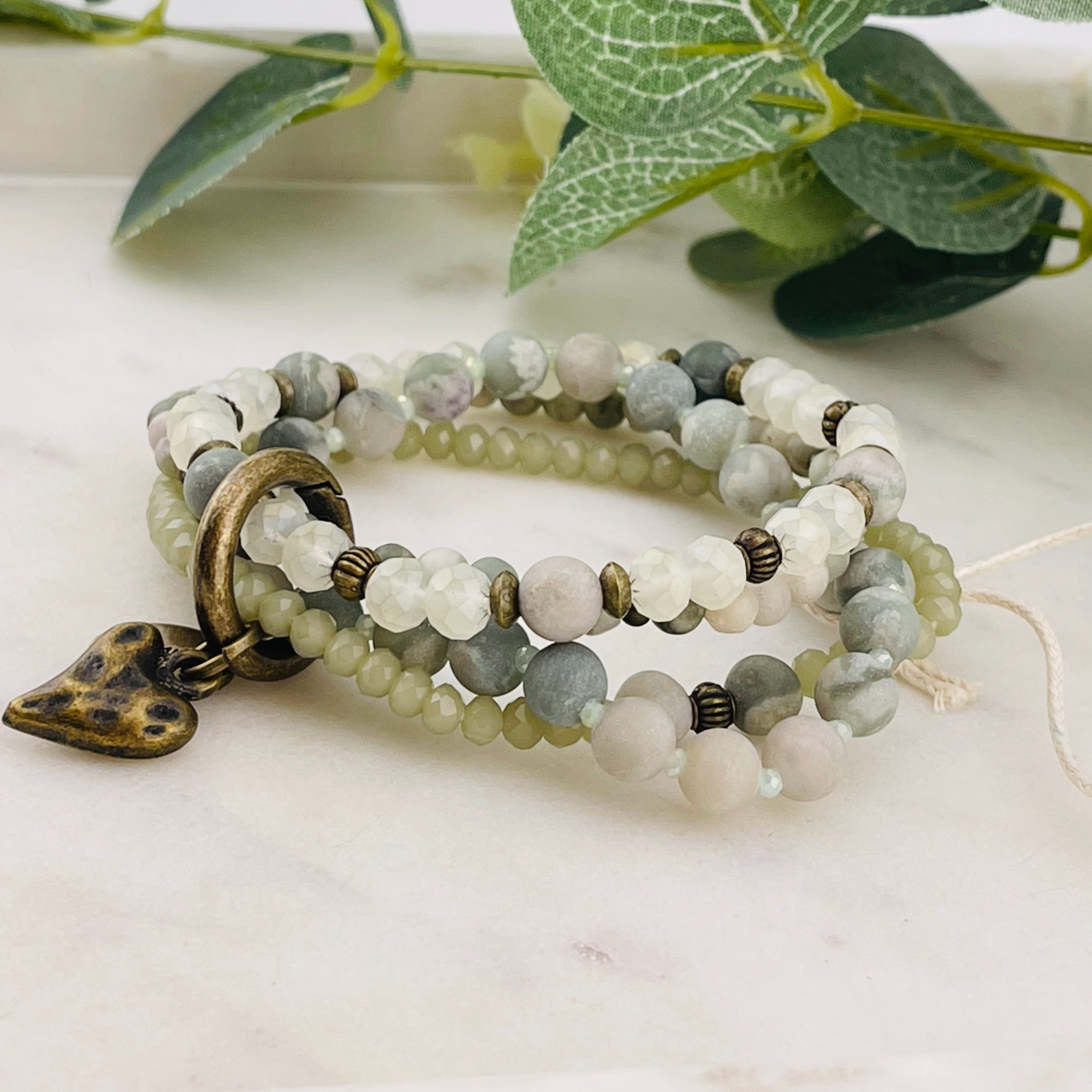 Multistrang Steinperlen-Armband mit grüner Jade Orion