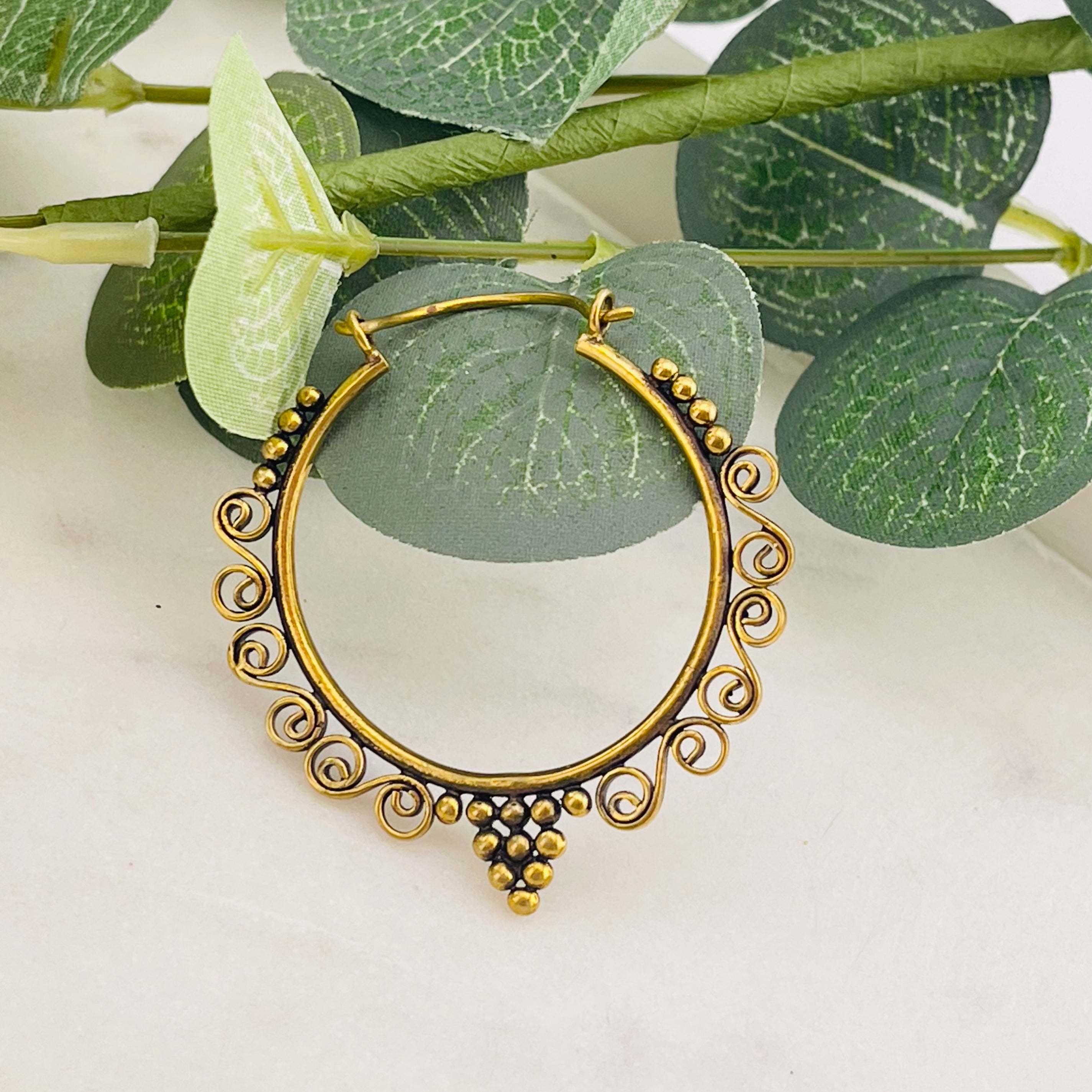 Grosse Hippie-Ohrringe aus goldenem Messing Pari