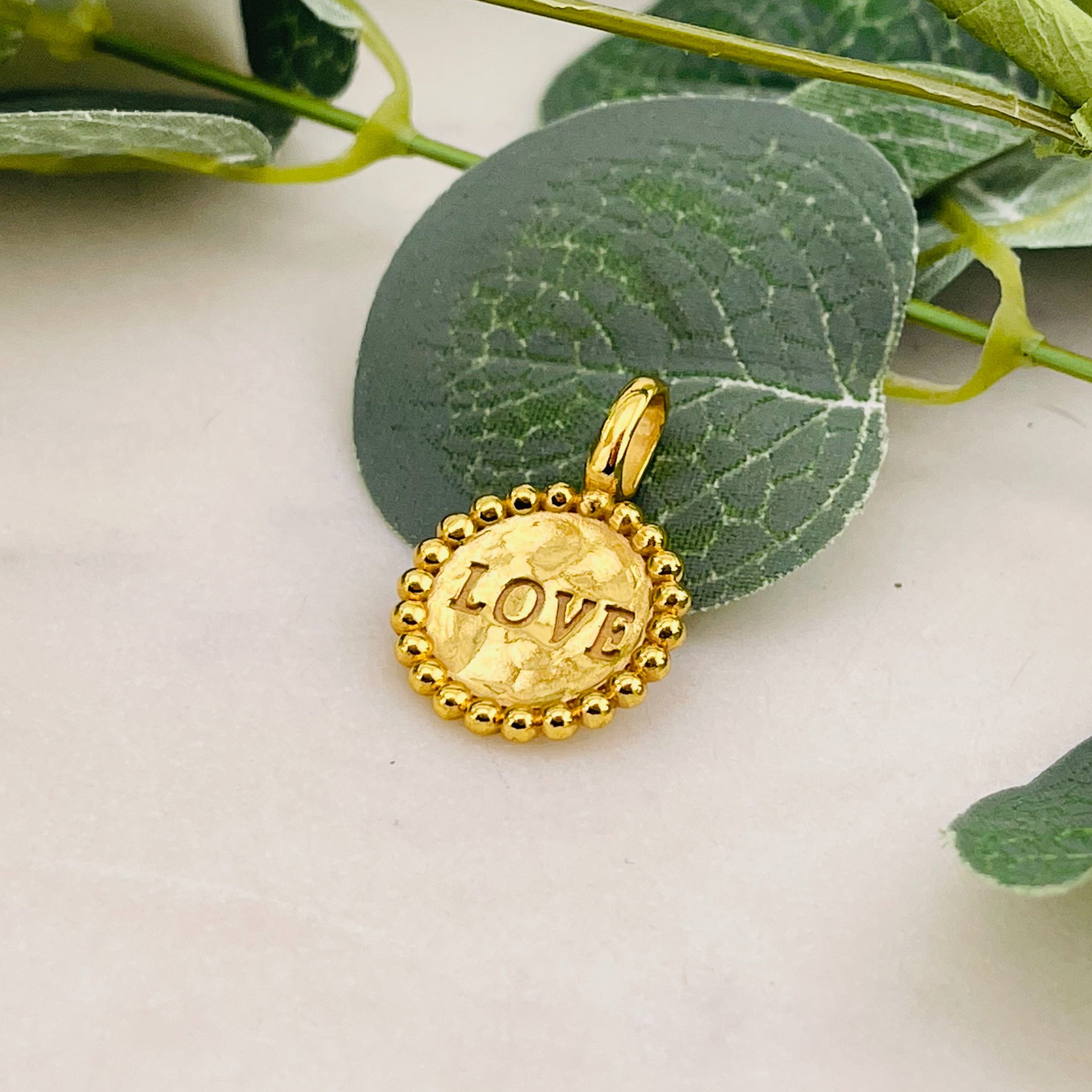 Gold-Anhänger für Ketten oder Schlüsselbund "Love"