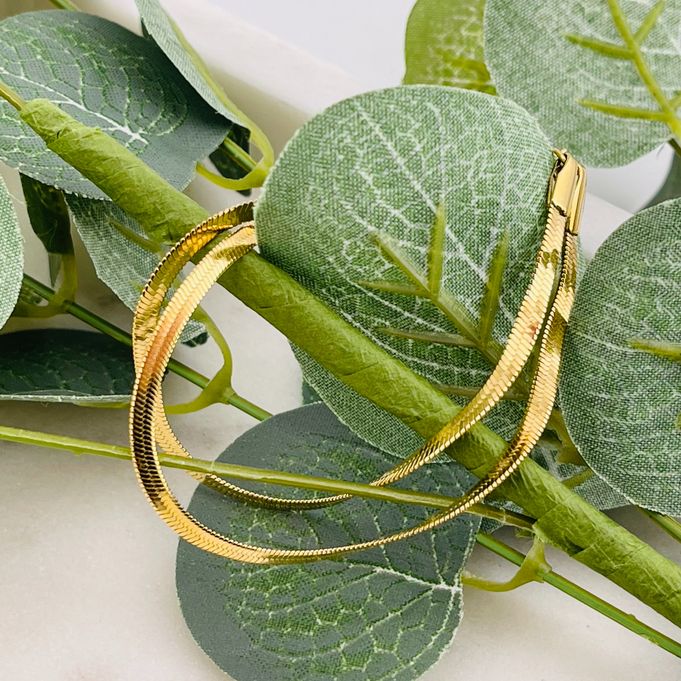 Goldenes Doppelketten-Armband aus vergoldetem Stahl Lovey
