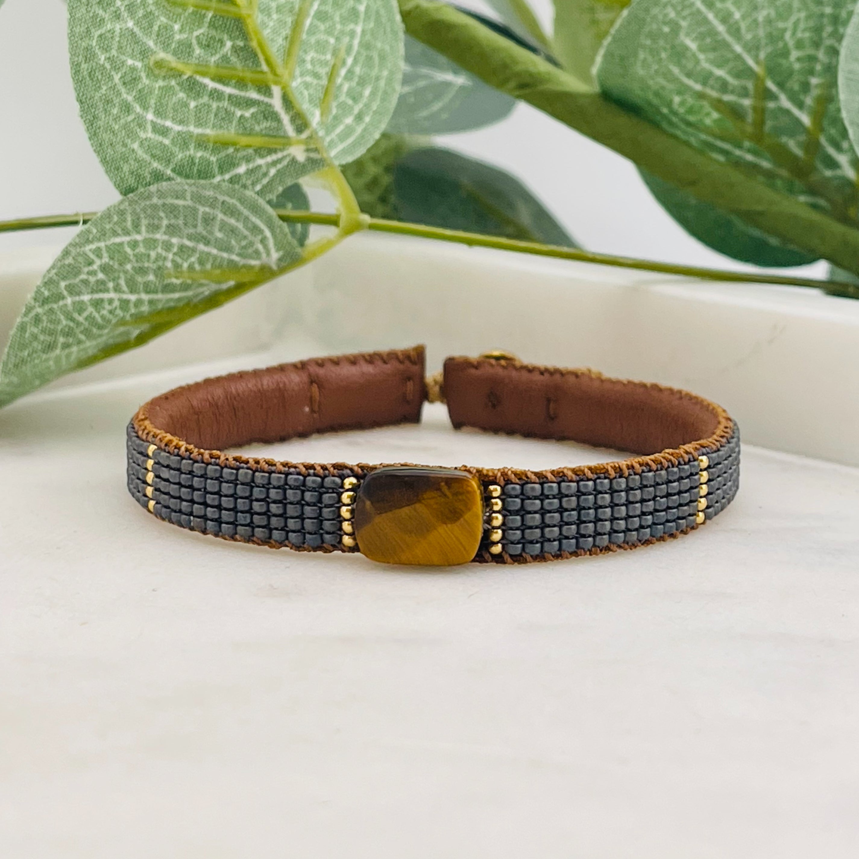 Lederarmband mit gewobenen Perlen Anthrazit Ted Gun