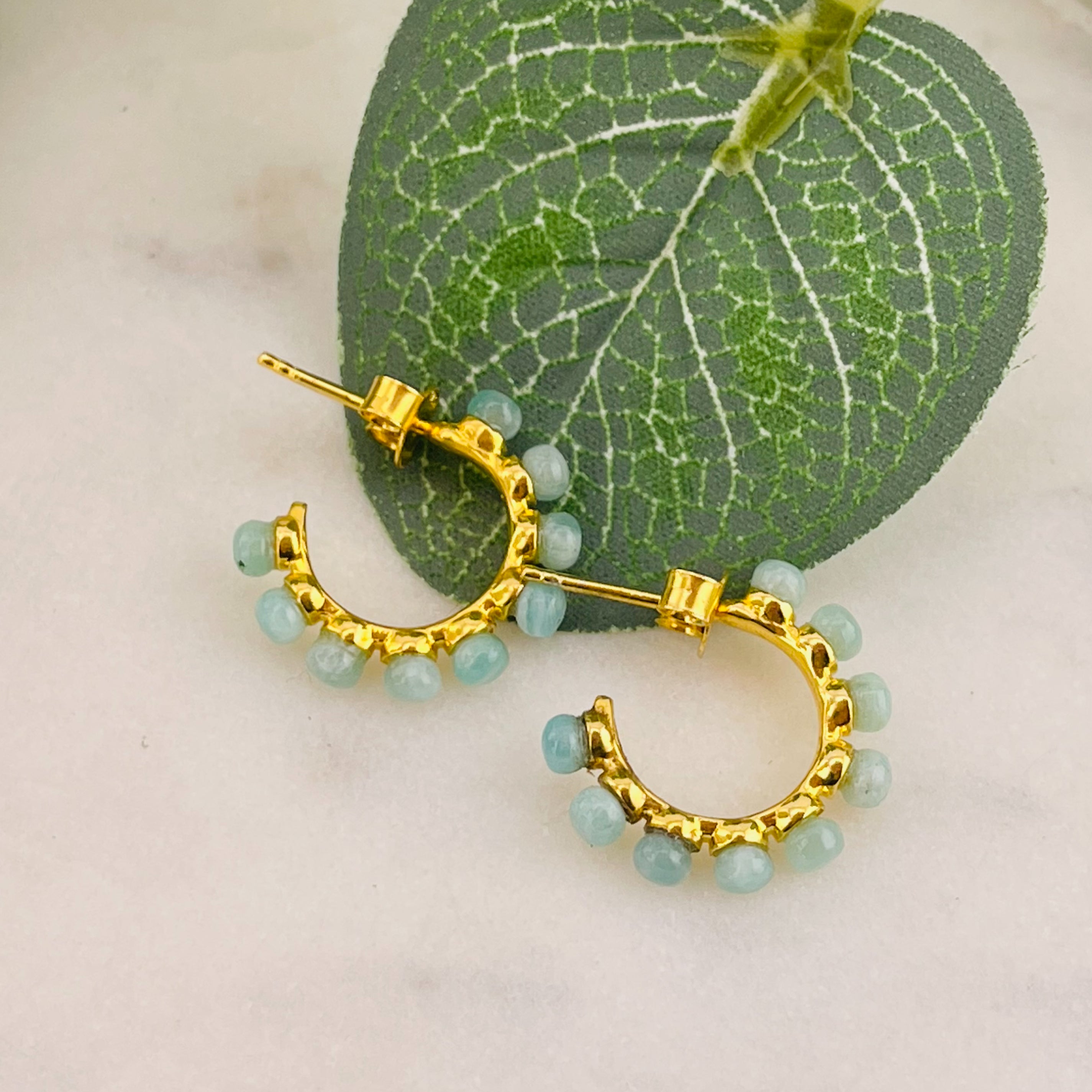 Gold Creolen Ohrringe mit Amazonit Steinen Leela