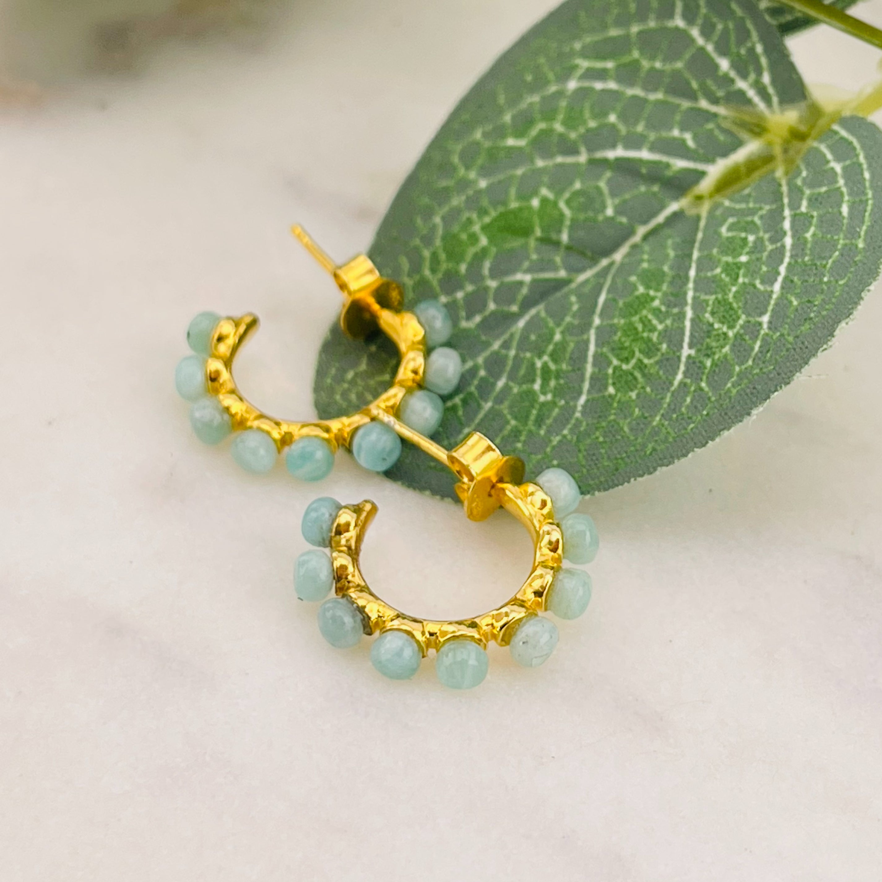 Gold Creolen Ohrringe mit Amazonit Steinen Leela