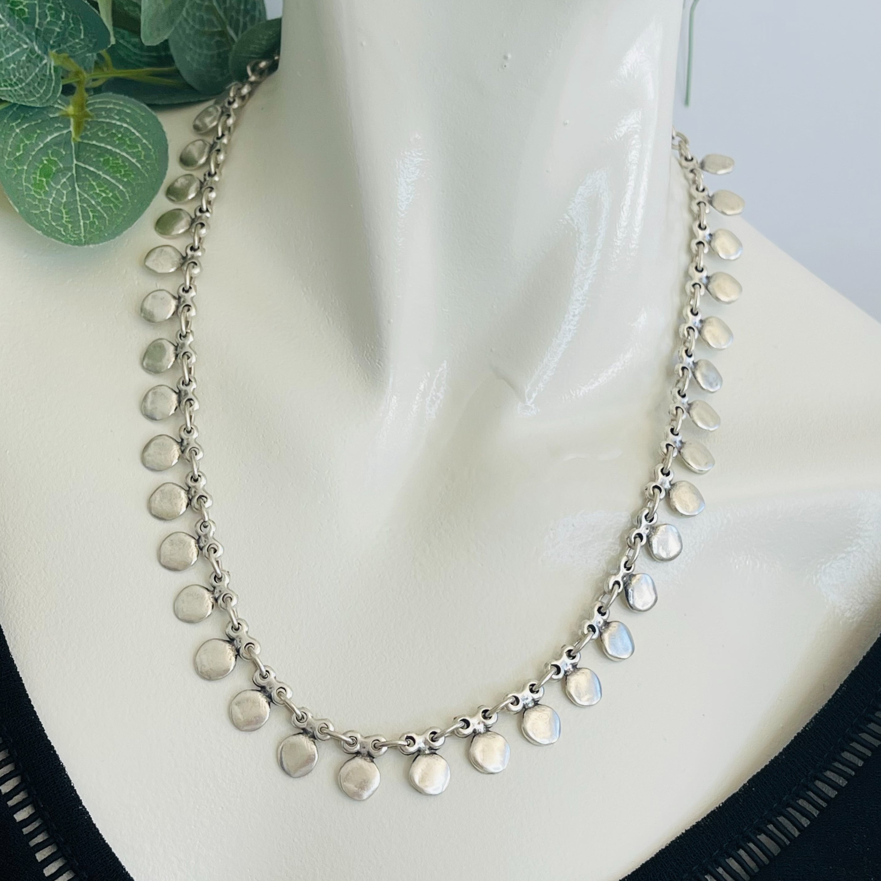 Silber Halskette mit Plättchen-Anhängern Boho-Style Lori