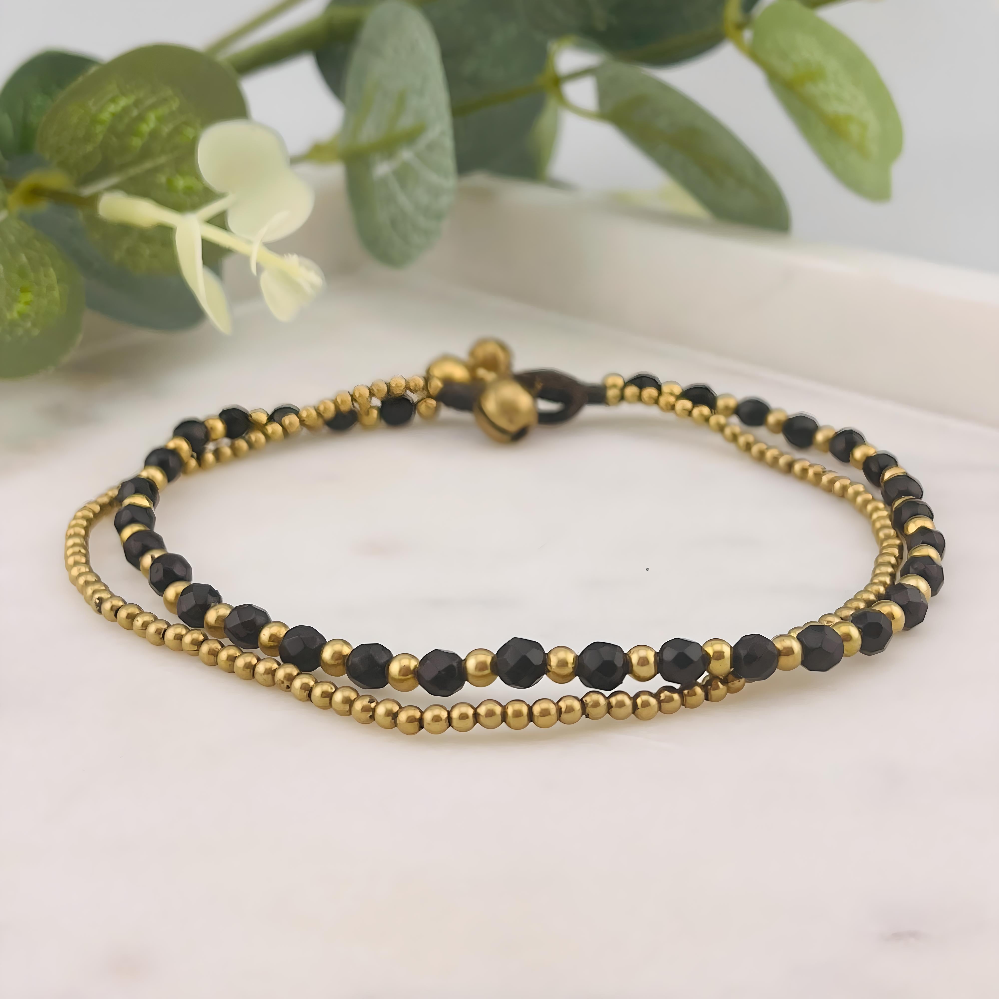 Feines Fusskettchen mit goldenen Perlen Boho-Style Liv