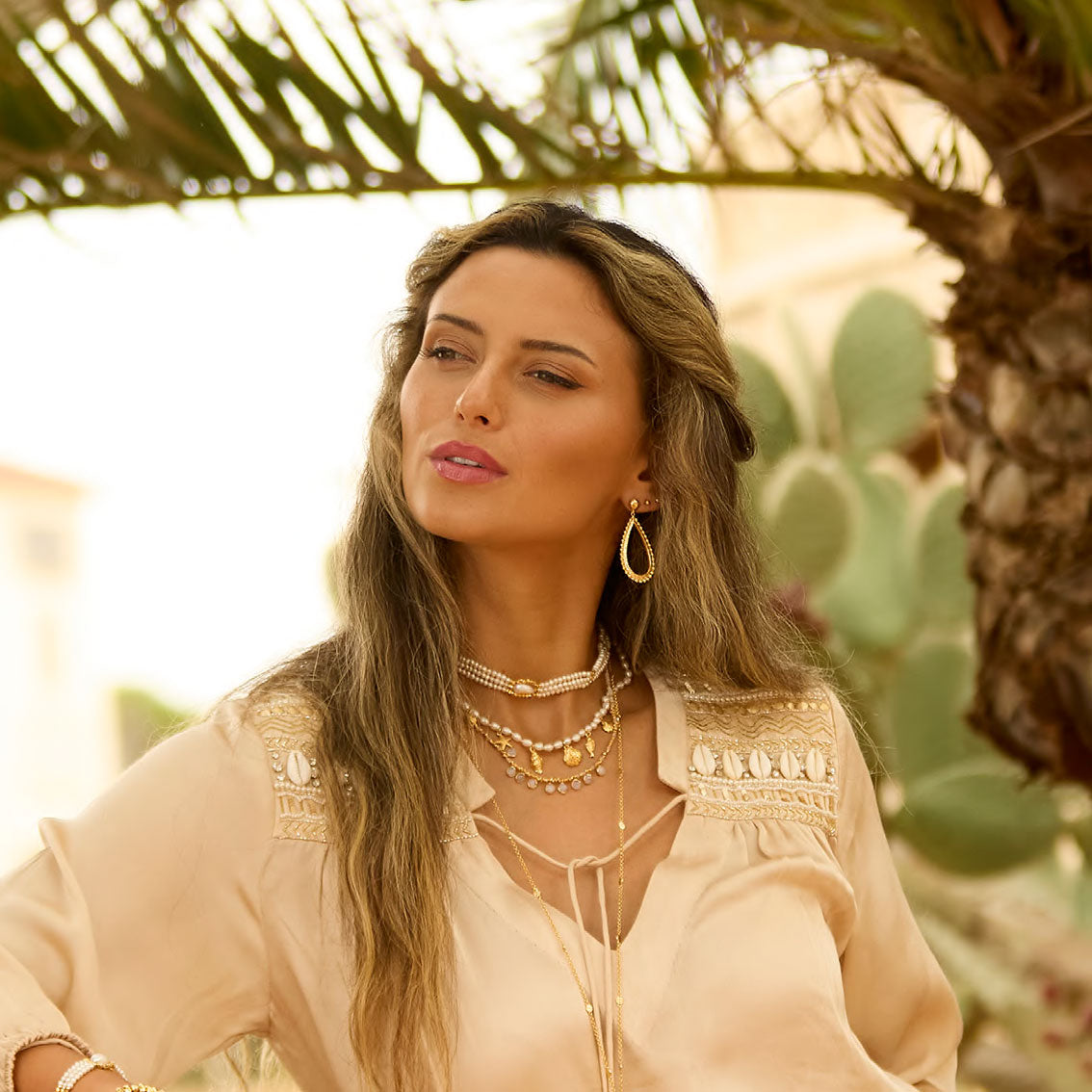 Goldohrringe mit Tropfenanhänger Boho-Chic Pink Sand Rejane