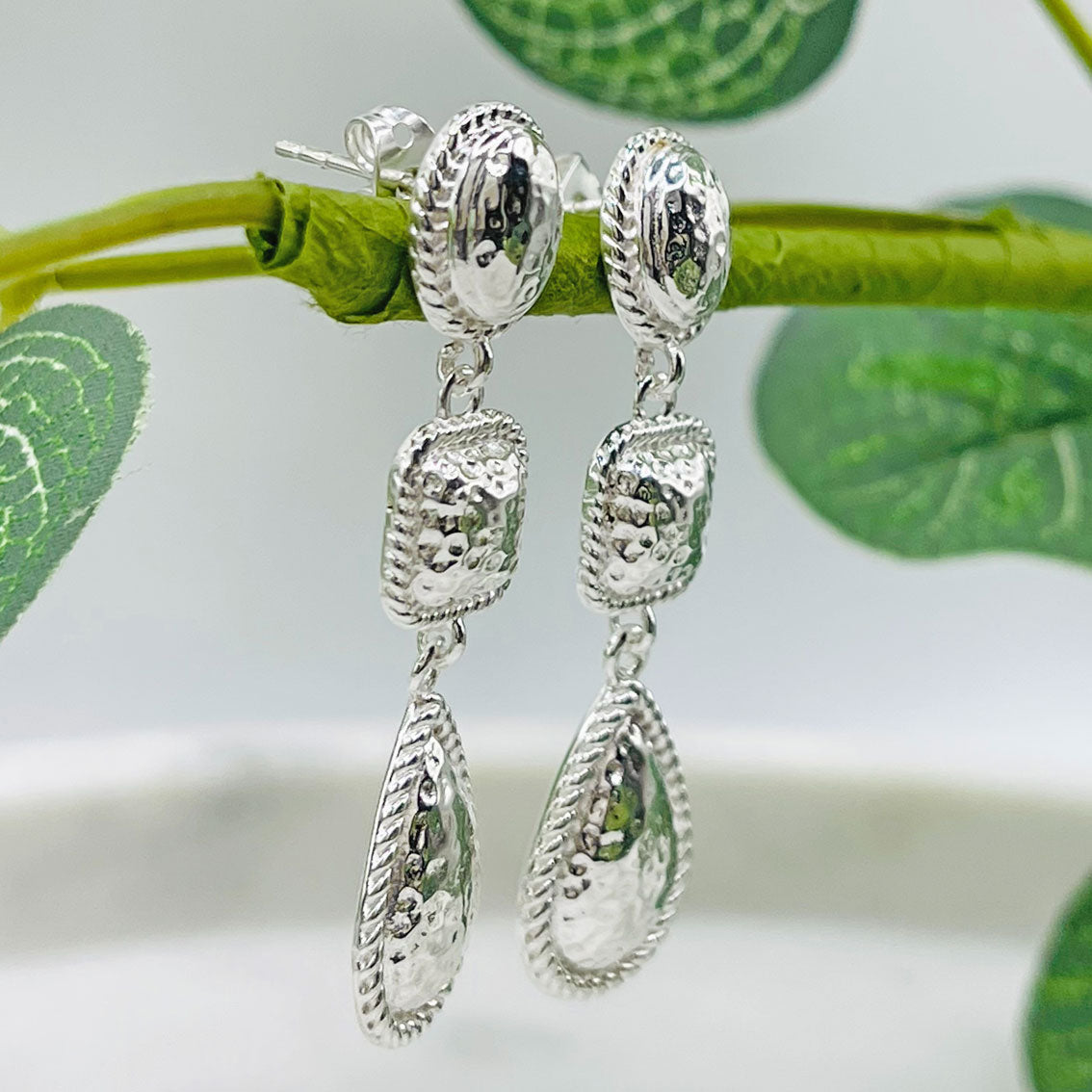 Lange Silberohrringe Boho Style mit Anhänger Pink Sand Nalenay