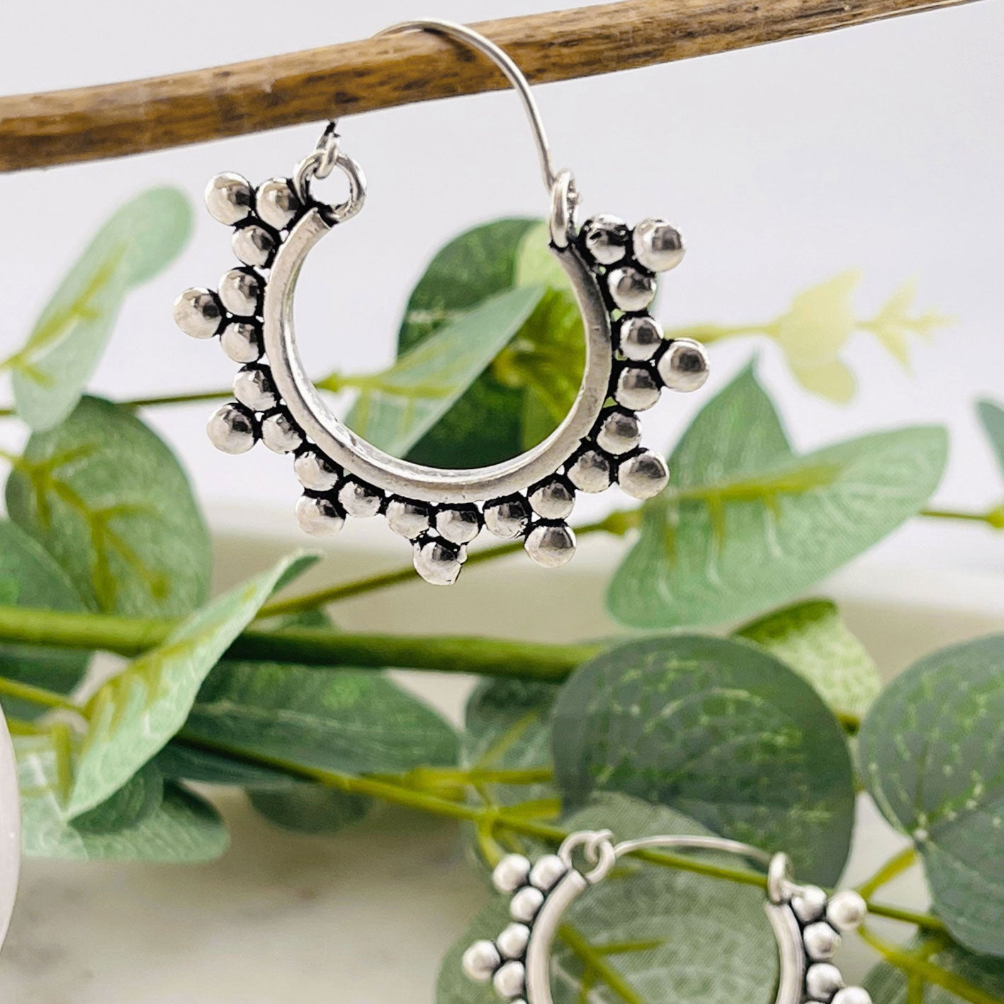 Bohemische Creolen-Ohrringe Silber mit Kugeln Aranja