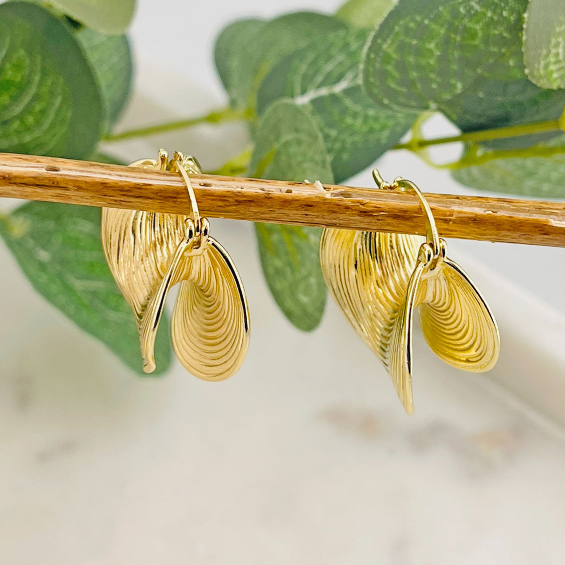 Organisch geformte Goldohrringe 18 K Gold filled Assenay