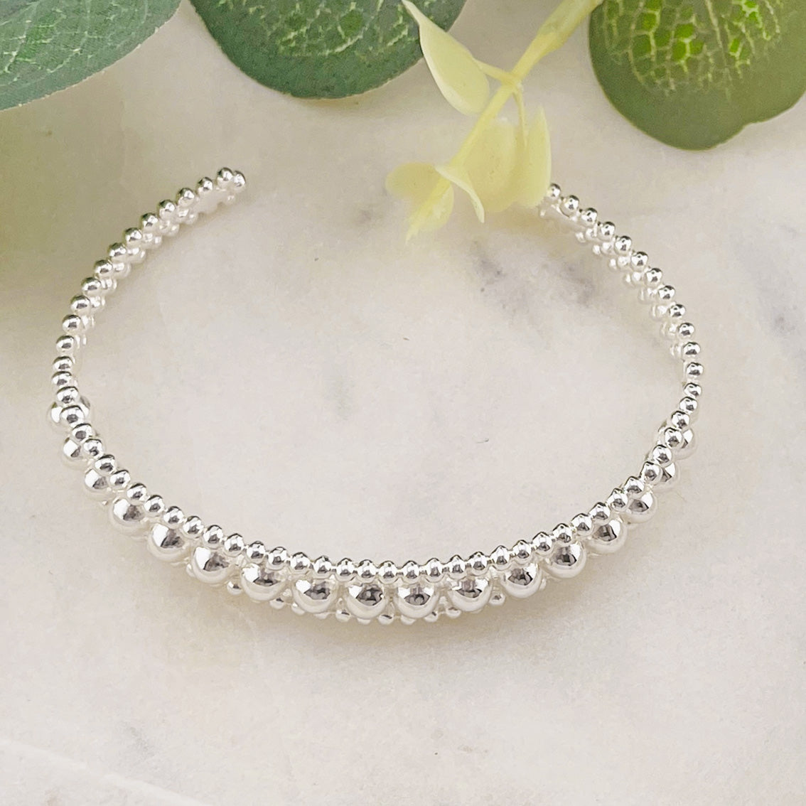 Pink Sand Armspange in Silber Boho Chic Nusalia