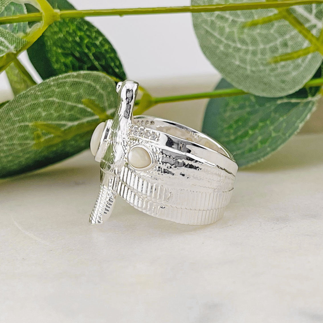 Pink Sand Silberring mit Vogel-Motiv Skita