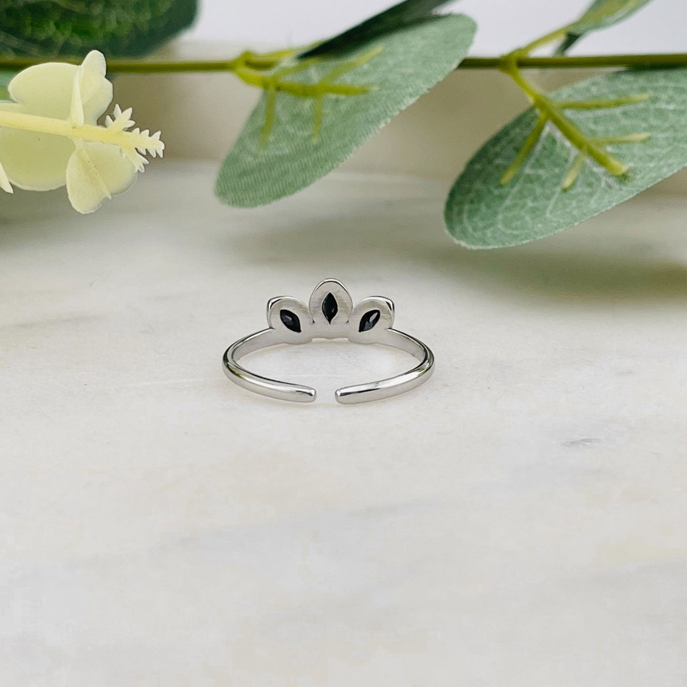 Schmaler Boho Ring Silber mit drei schwarzen Steinen Senailly