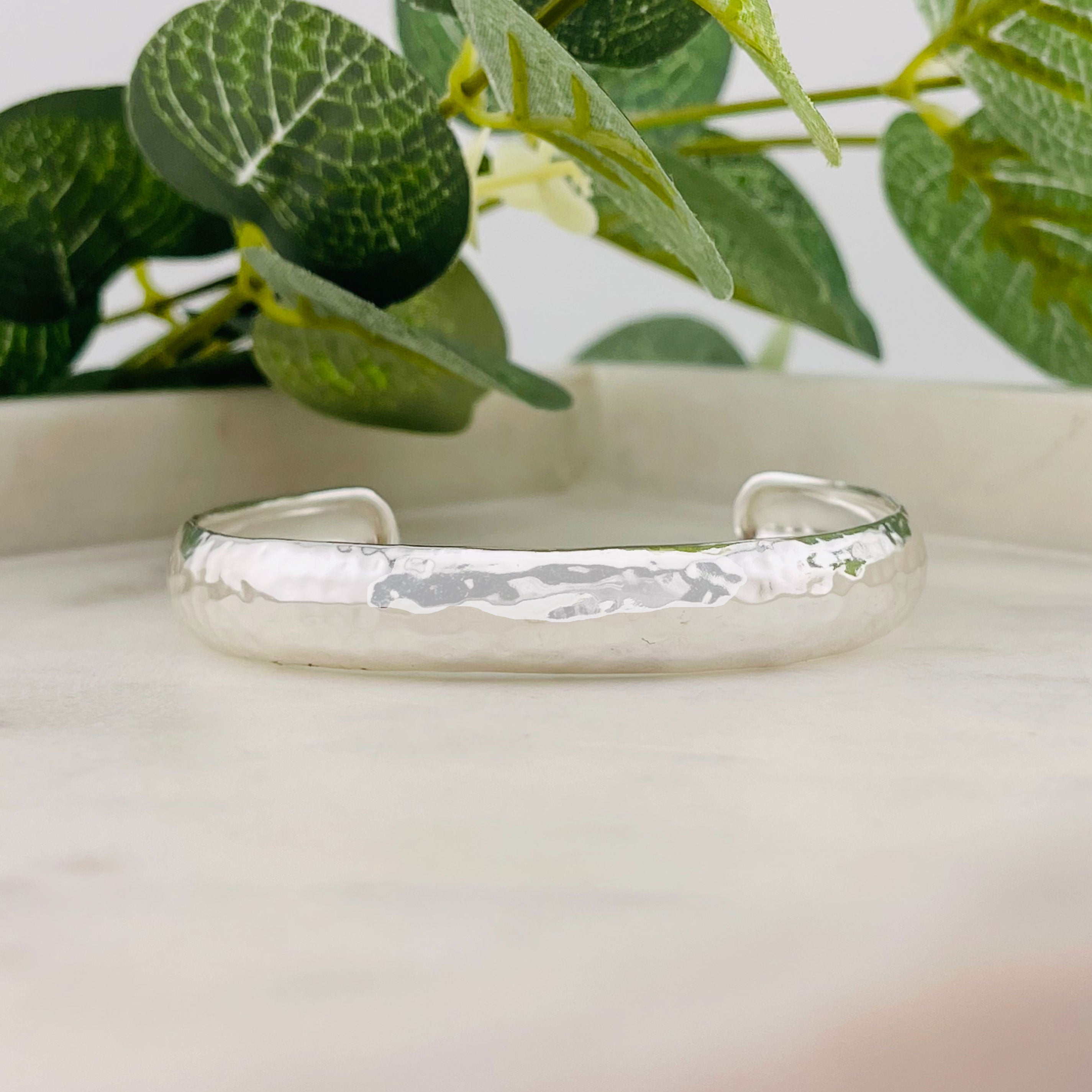 Silber Armreif gehämmert Pink Sand Alea