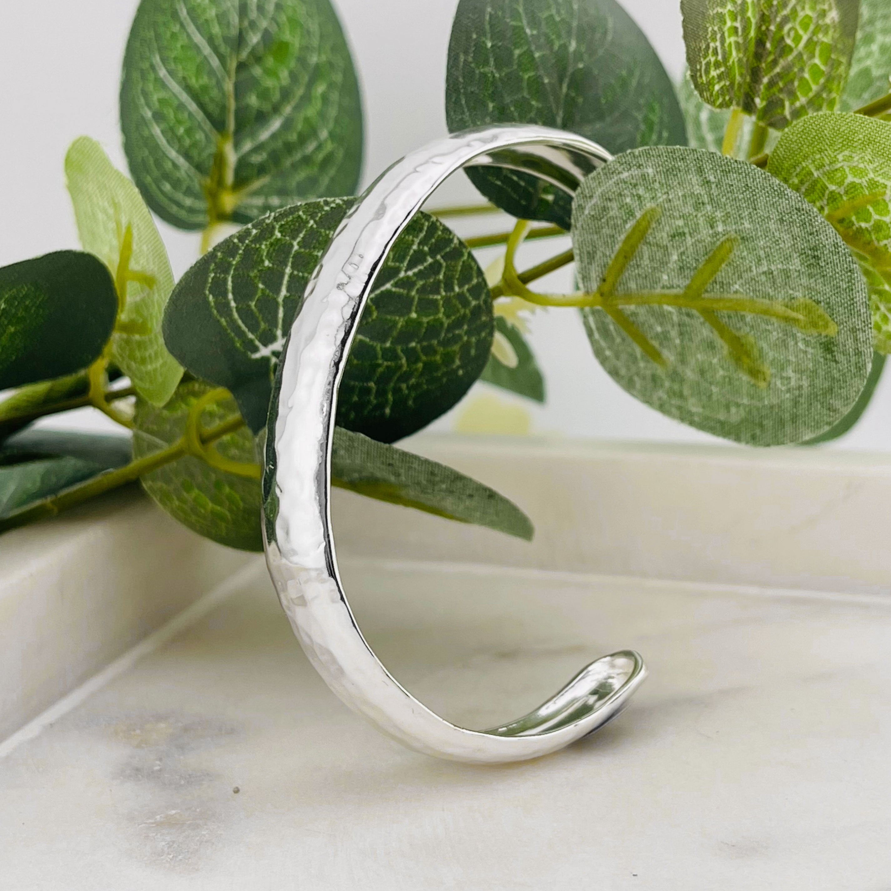 Silber Armreif gehämmert Pink Sand Alea