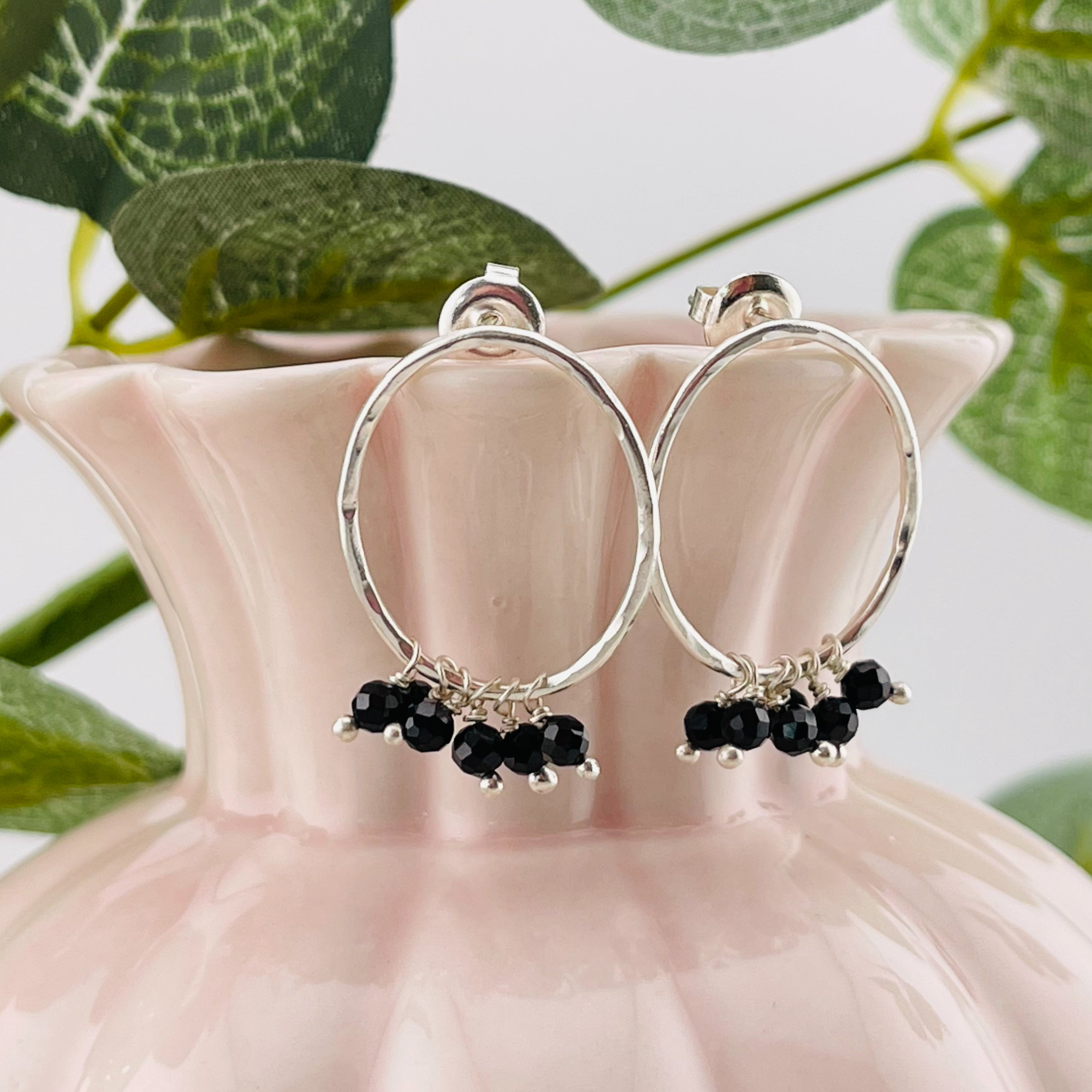 Silberohrringe mit Reifen und Onyx-Perlen Serenity Blackonyx