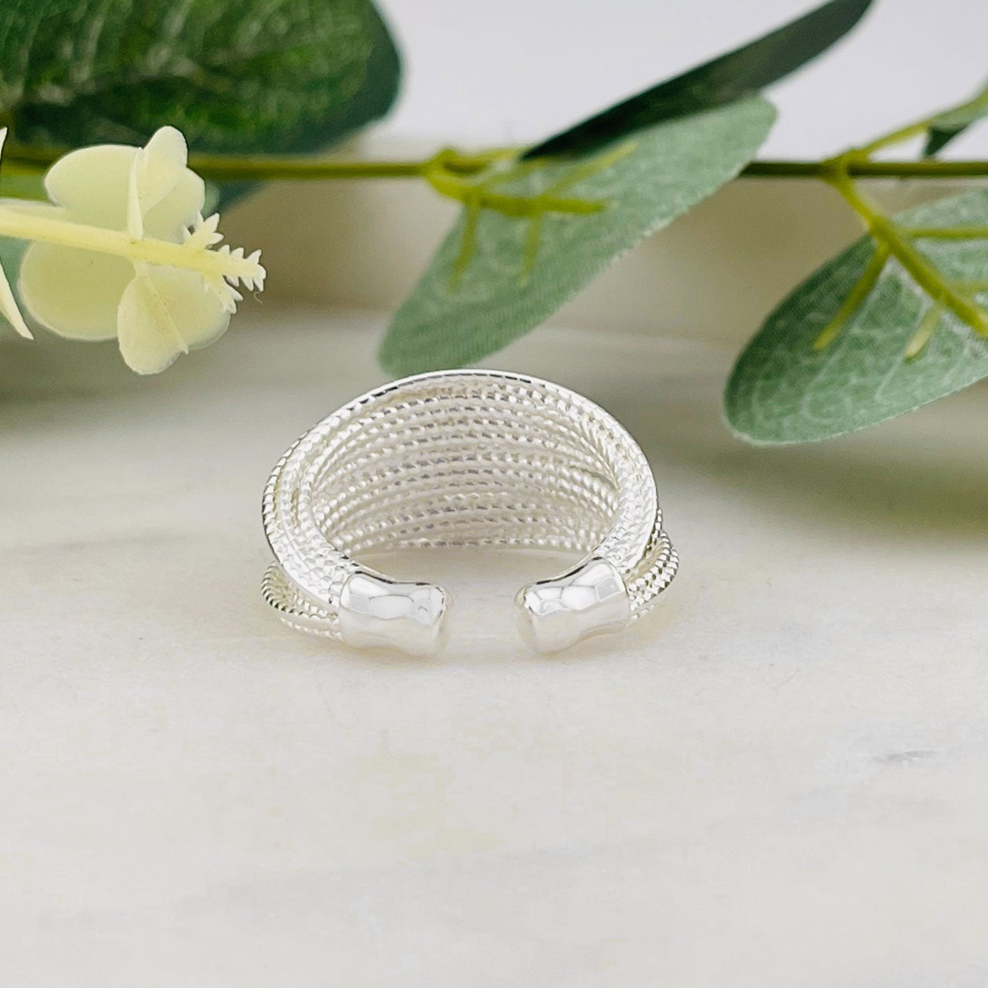 Silberring mit Kettchen-Design aus Edelstahl Aurice