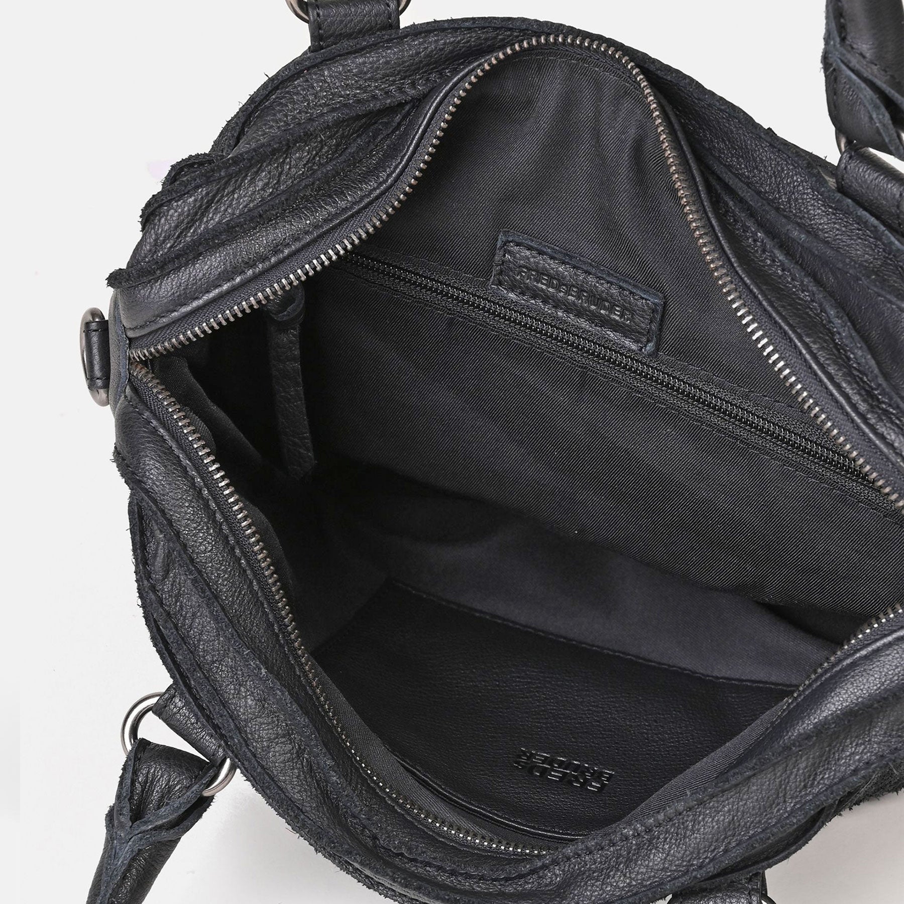 Freds Bruder Handtasche Riffel Warm City Bag Black