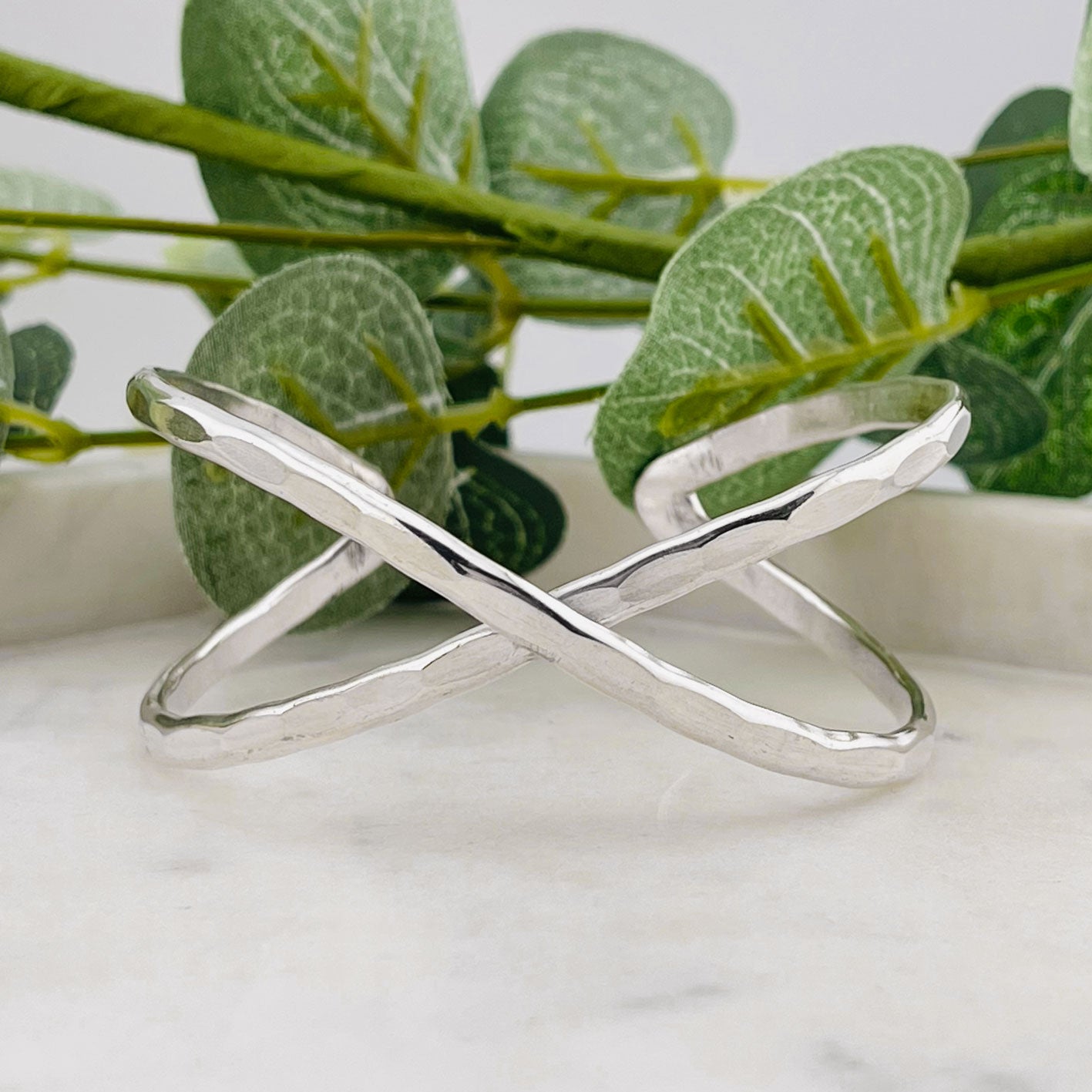 Trendige Eternity Armspange Silber Seven