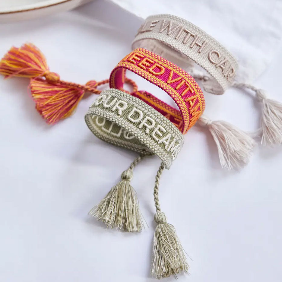 Statement-Armband Follow Your Dreams
