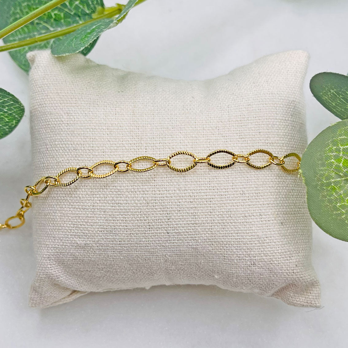 Armkette in Gold mit grossen Gliedern Bairo Ladelin