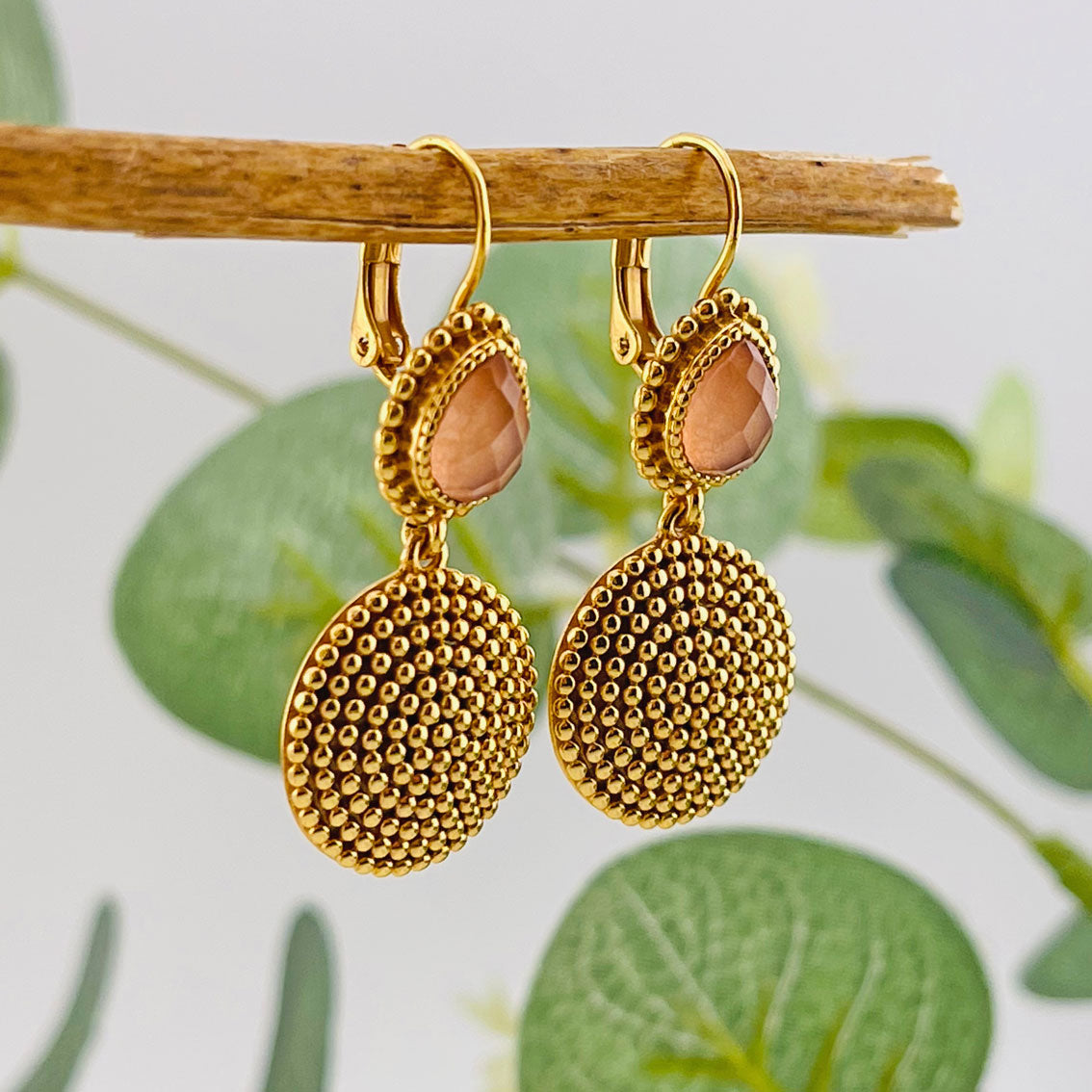 Boho-Vintage Gold Ohrringe hängend rosa Jade Marke Pink Sand Zory