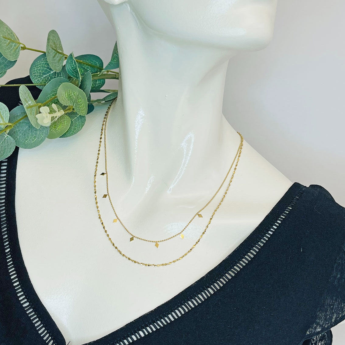 Feine doppelte Halskette Gold mit Rauten und Goldperlen Emeline