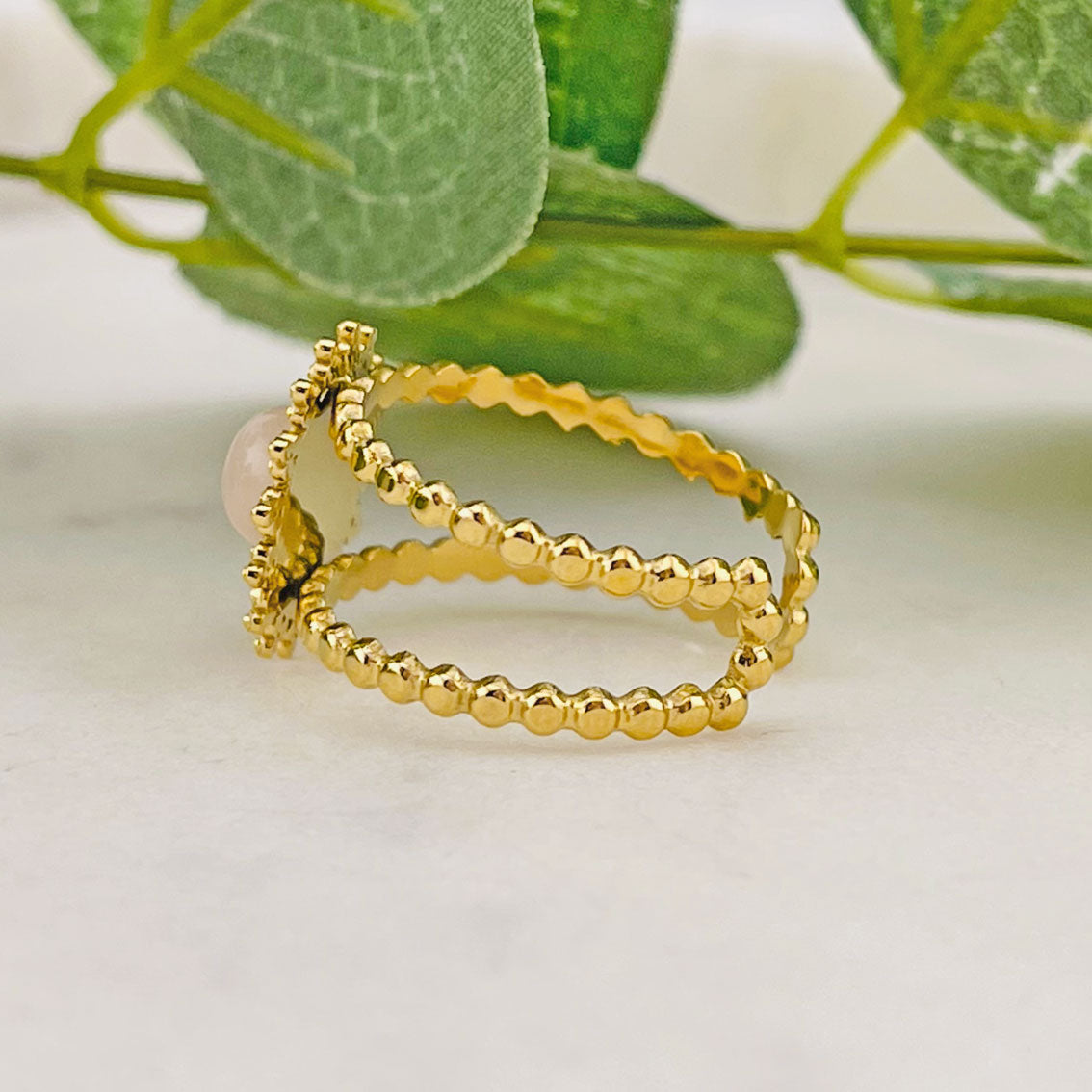 Goldring mit rosé Stein in feinem Sonnen-Design Aulon