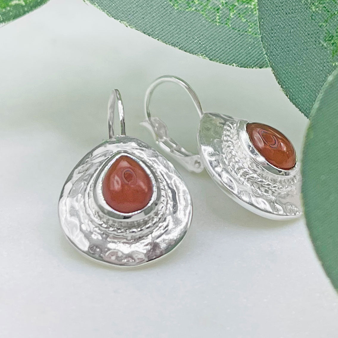 Hängende Silber-Ohrringe mit Chocolate Mondstein Pink Sand Sioré