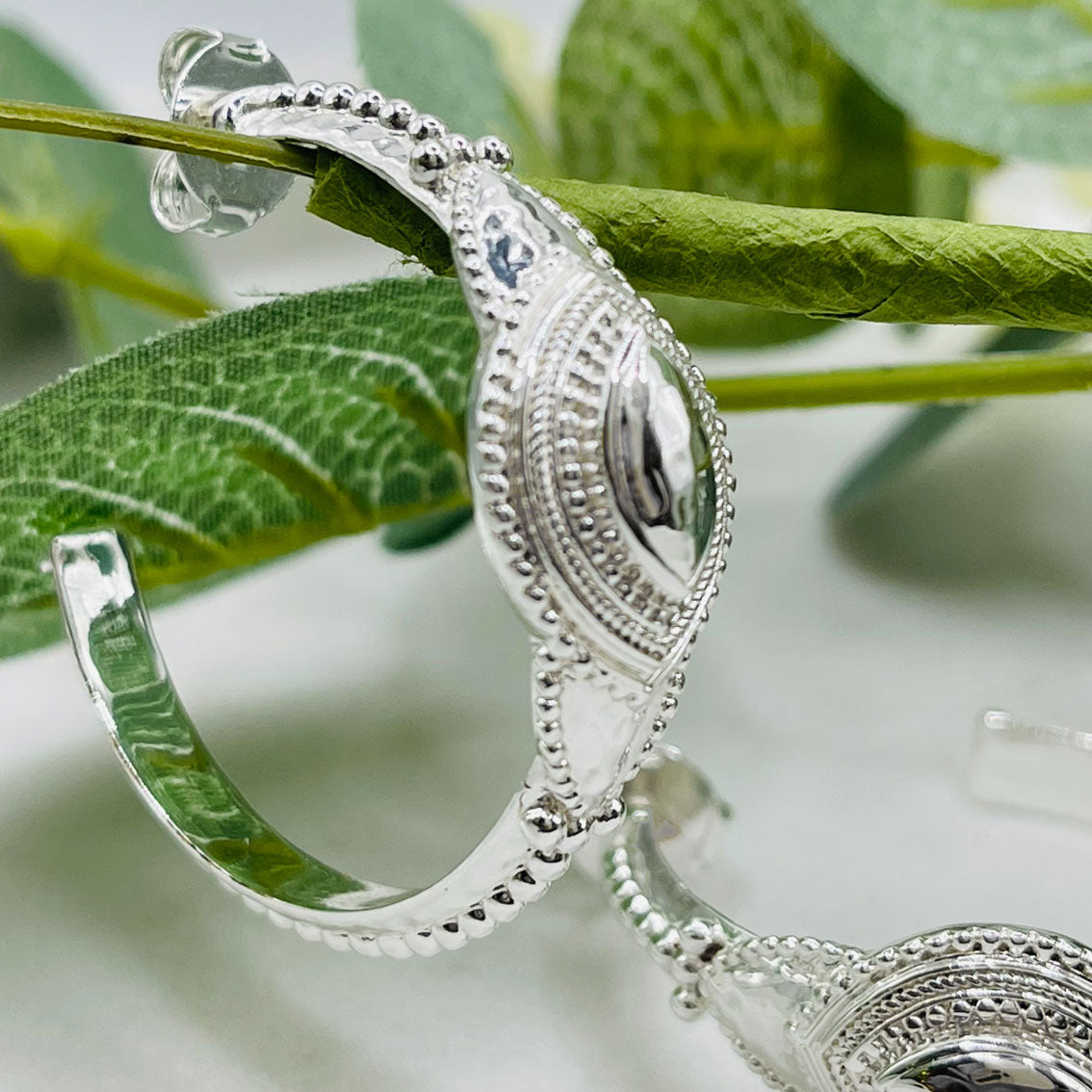 Kunstvolle Boho-Creolen Silber Pink Sand Misapina