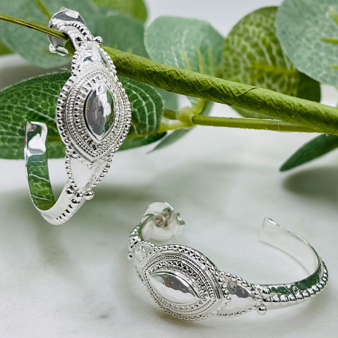 Kunstvolle Boho-Creolen Silber Pink Sand Misapina