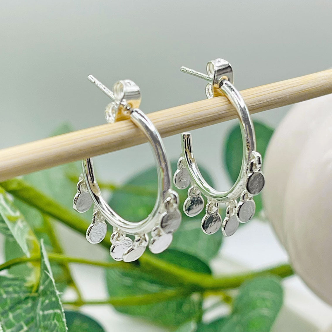 Offene Pink Sand Silbercreolen mit Anhänger-Plättchen Catham